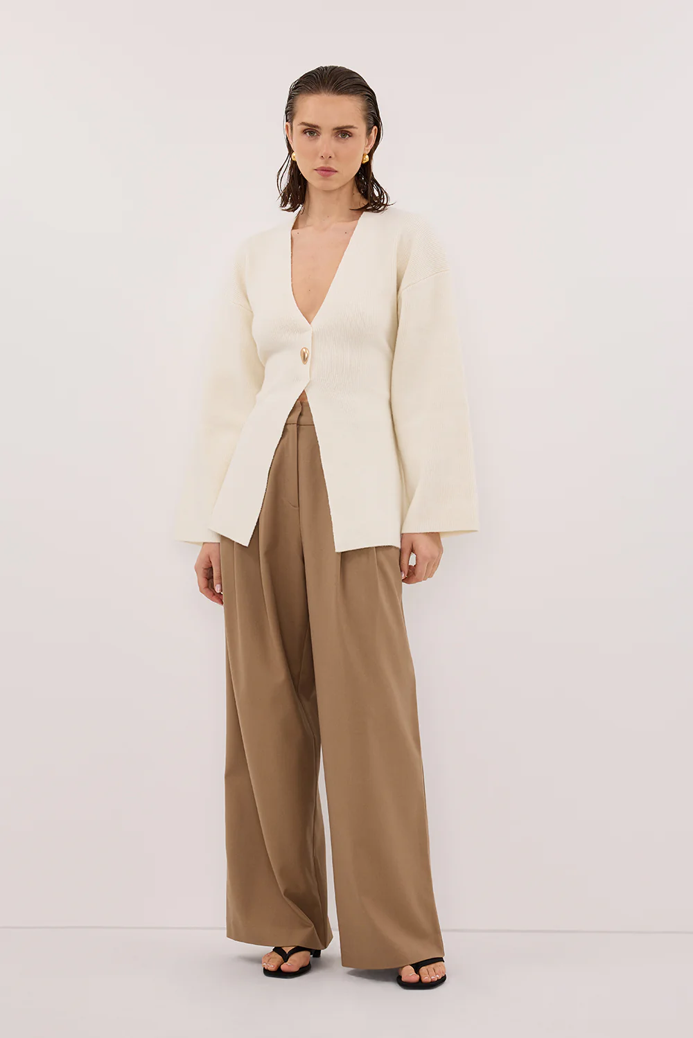 SCOUT CREAM LONG SLEEVE KNIT TOP - Yukikoi