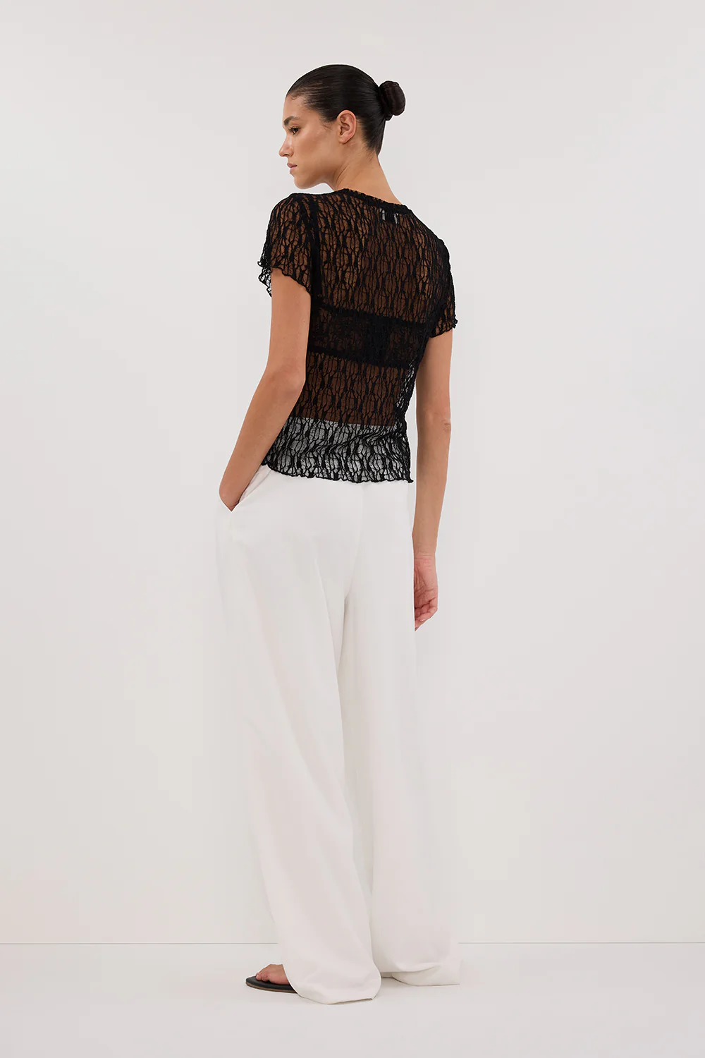 LIZZIE BLACK LACE CAP SLEEVE TOP - Yukikoi