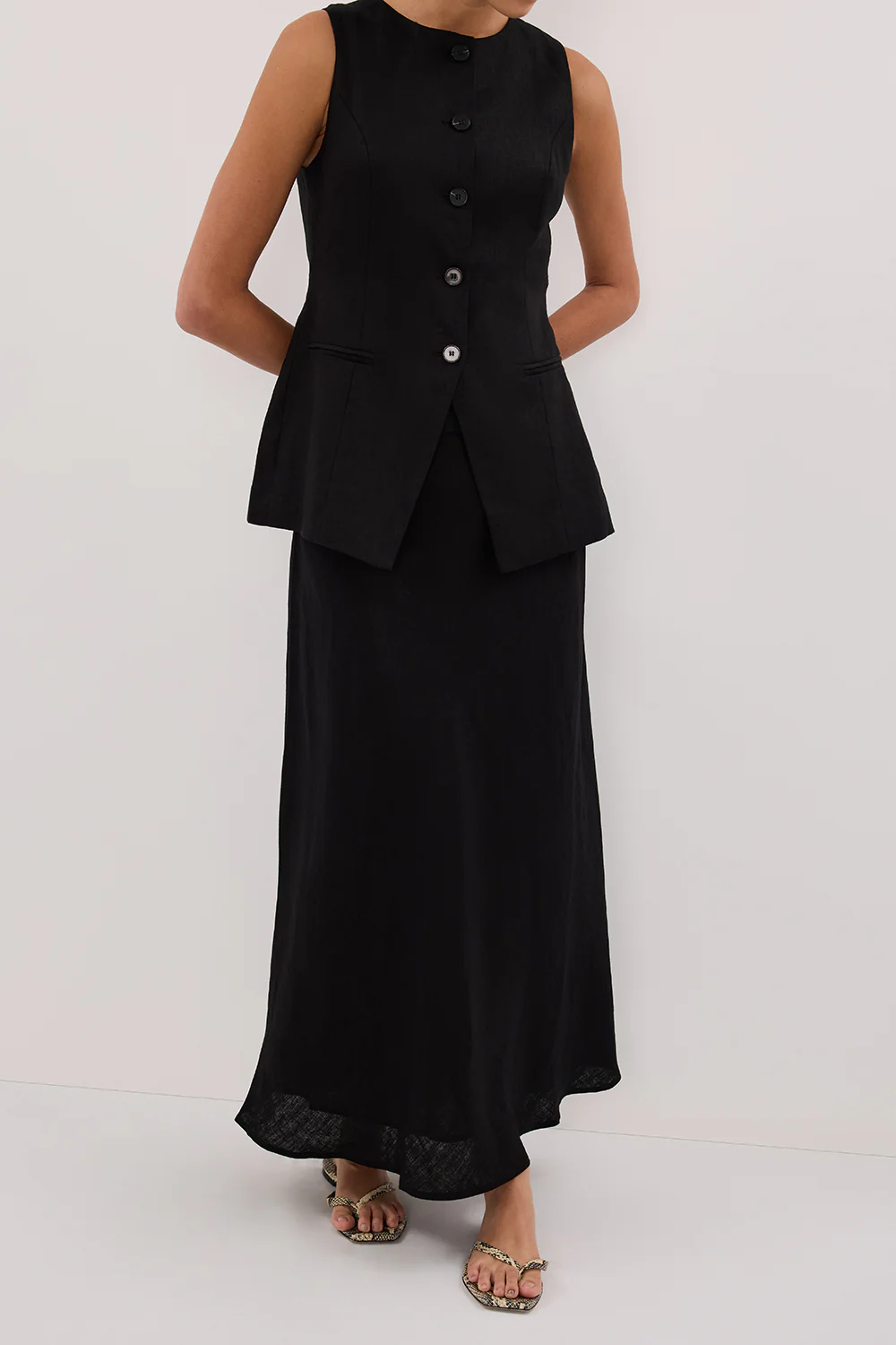 TYRA BLACK LINEN MIDI SKIRT - Yukikoi