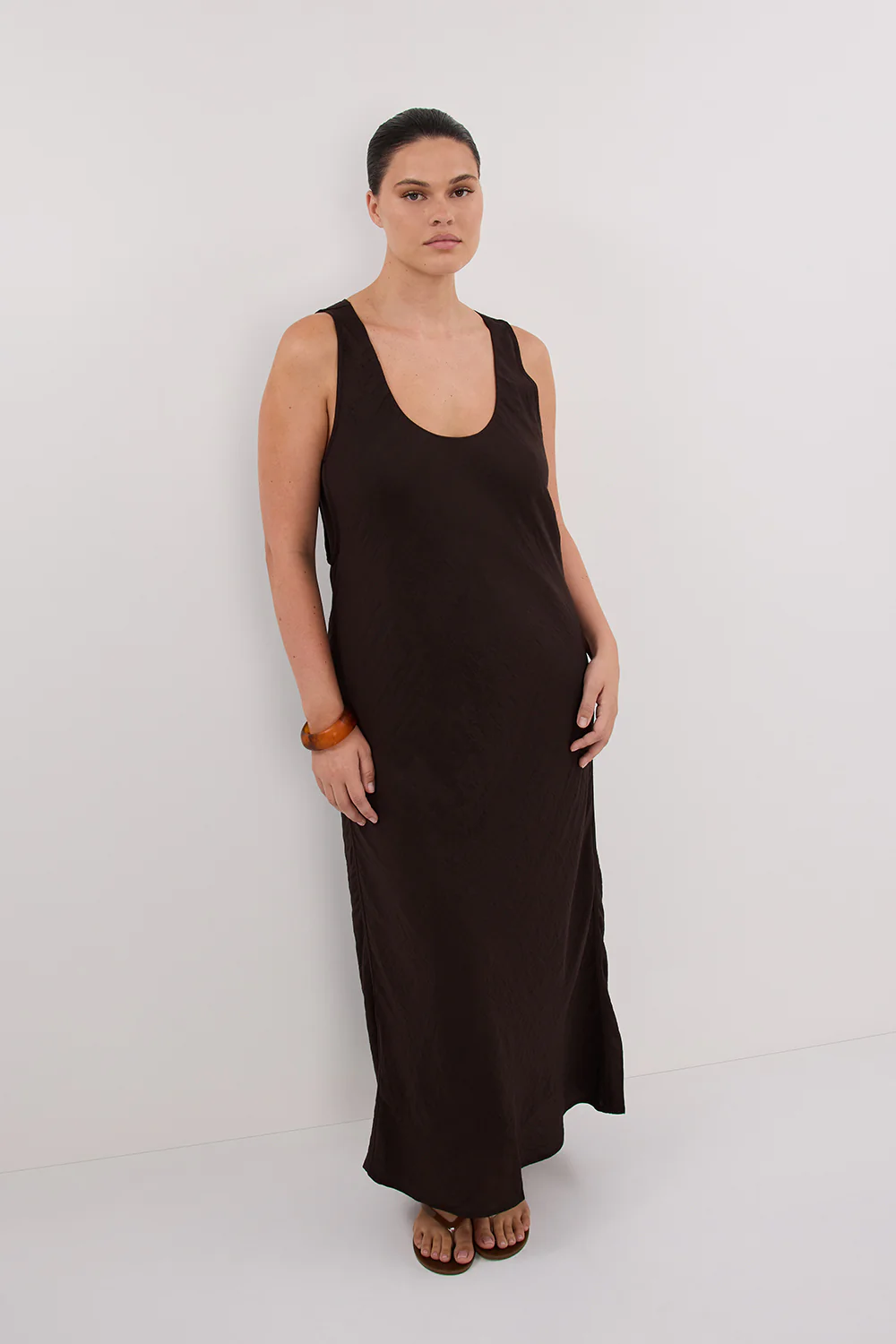 SHILOH BITTER CHOC SCOOP NECK MIDI DRESS - Yukikoi