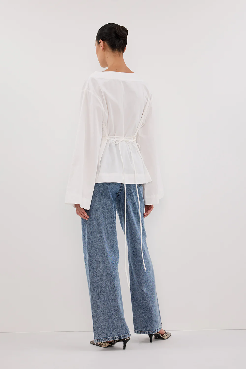 IVY WHITE LONG SLEEVE TOP - Yukikoi