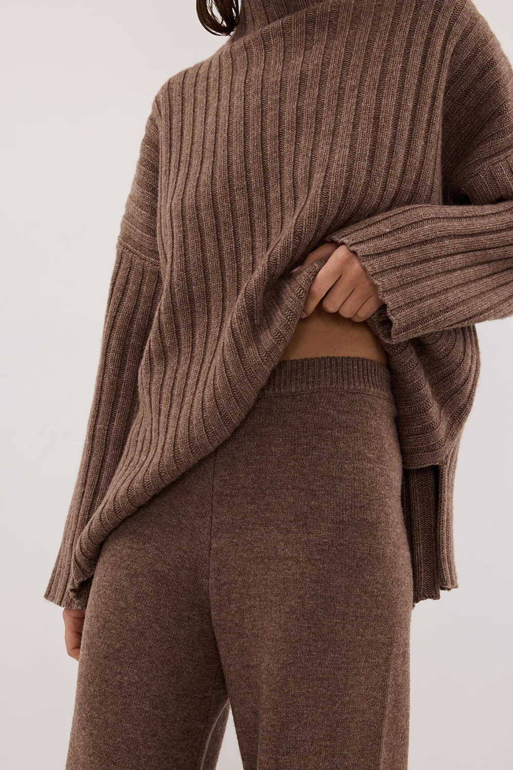 TUCSON MOCHA WIDE LEG KNIT PANT - Yukikoi