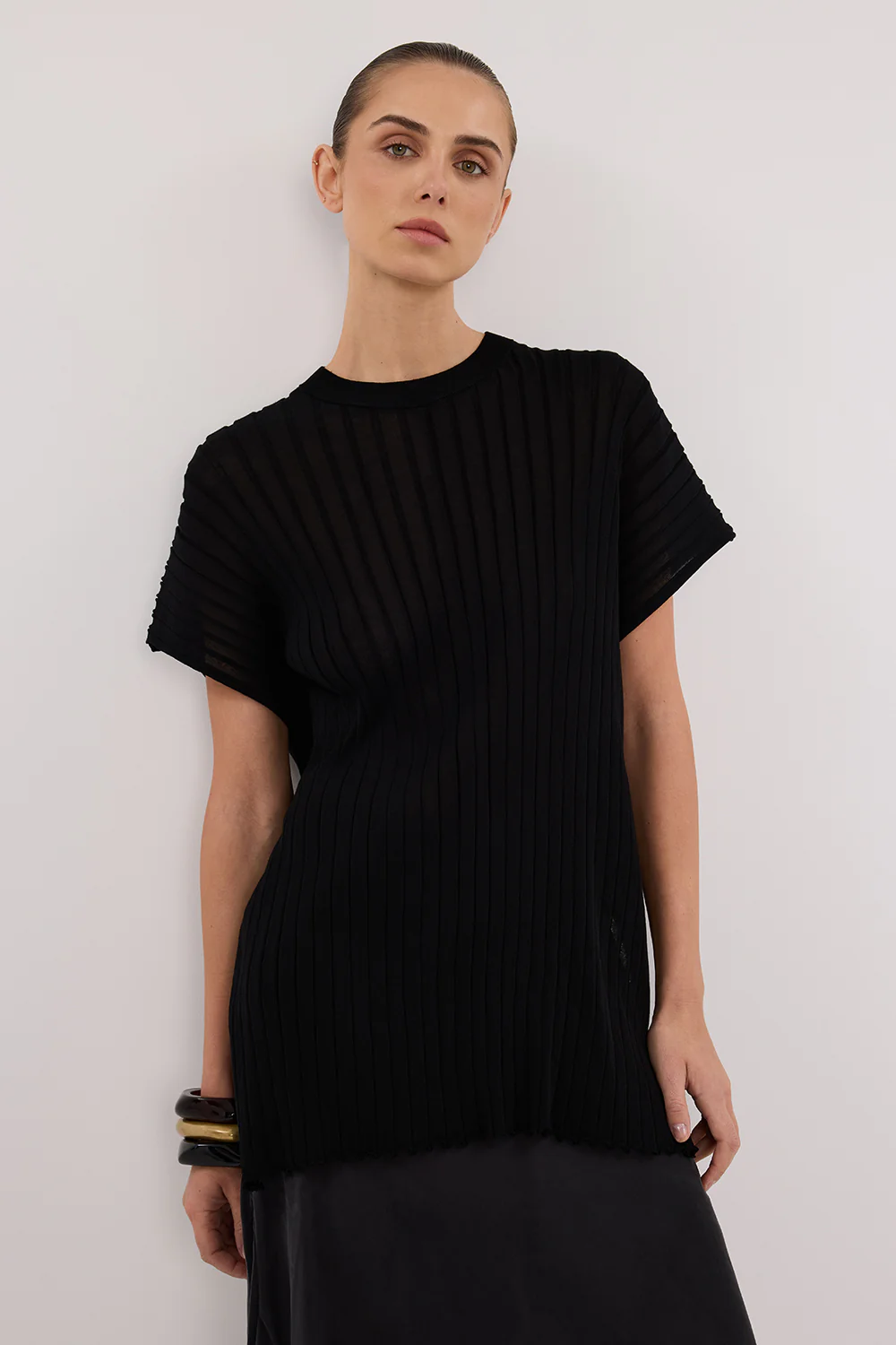 JADE BLACK SLEEVELESS KNIT TOP - Yukikoi