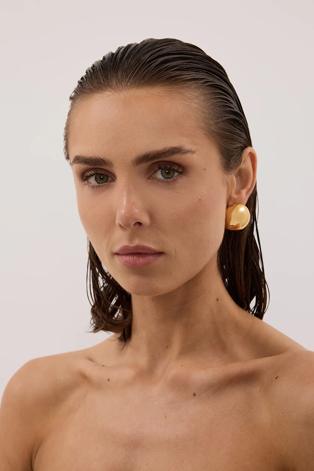 ANNA ROSSI DOMED GOLD EARRING - Yukikoi
