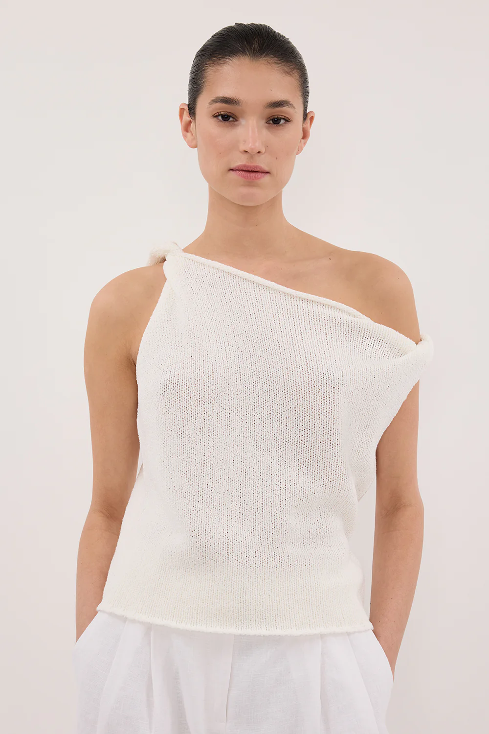 KARA OFF WHITE ASYM KNIT TOP - Yukikoi