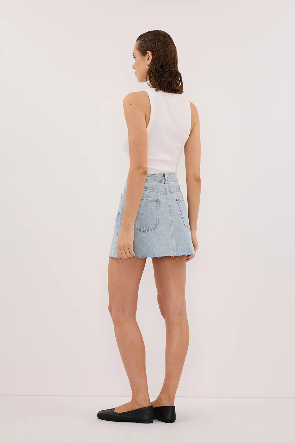 DANA LIGHT RINSE DENIM MINI SKIRT - Yukikoi