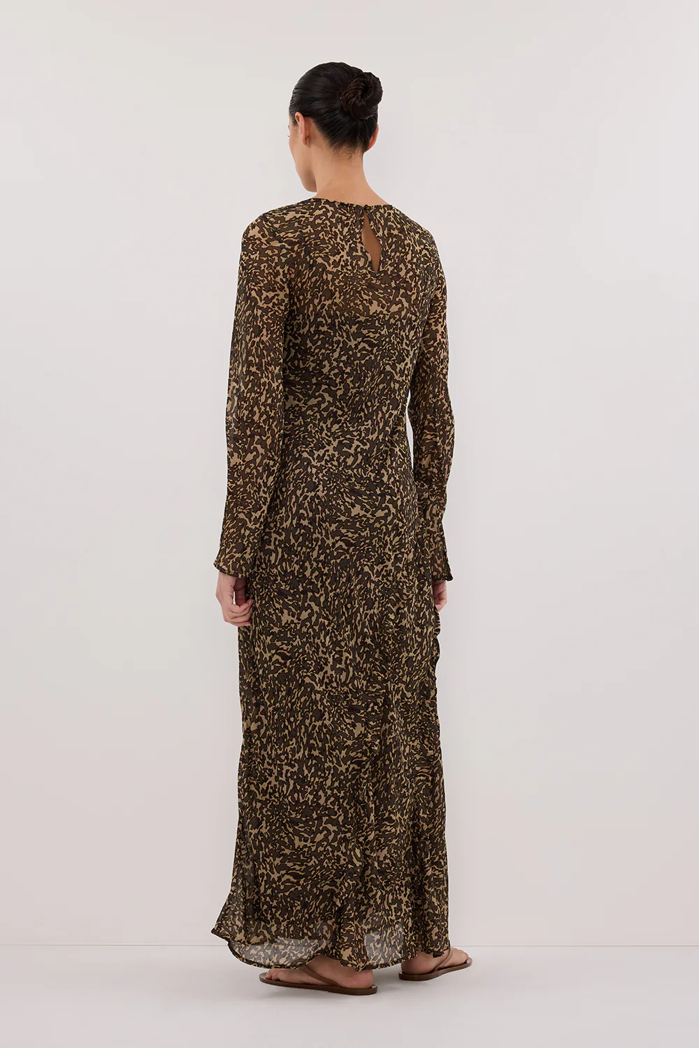 MARVILLA CHOC LONG SLEEVE MAXI DRESS - Yukikoi