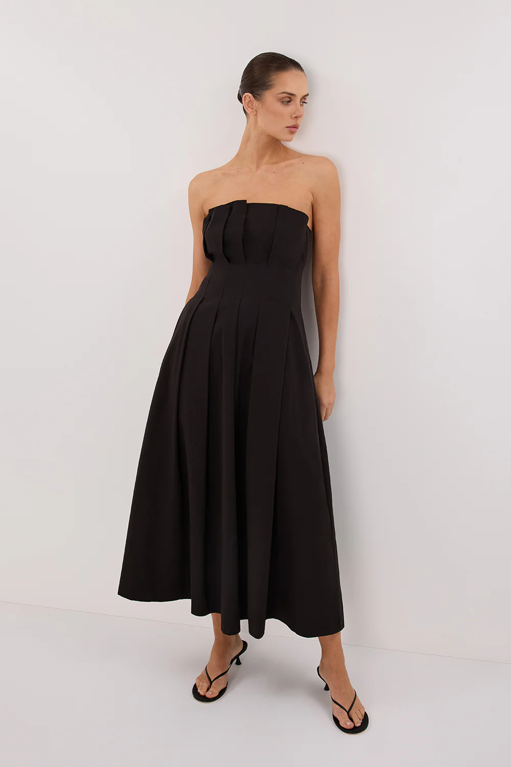 LILLY BLACK COTTON STRAPLESS MIDI DRESS - Yukikoi
