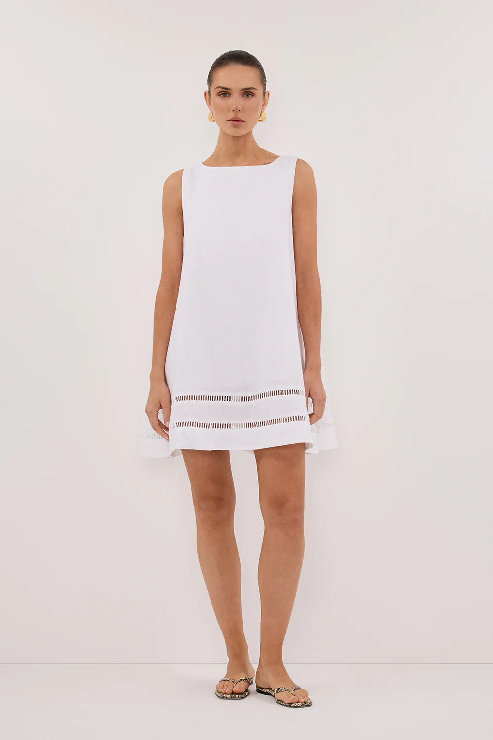 LINDSAY WHITE LINEN MINI DRESS - Yukikoi