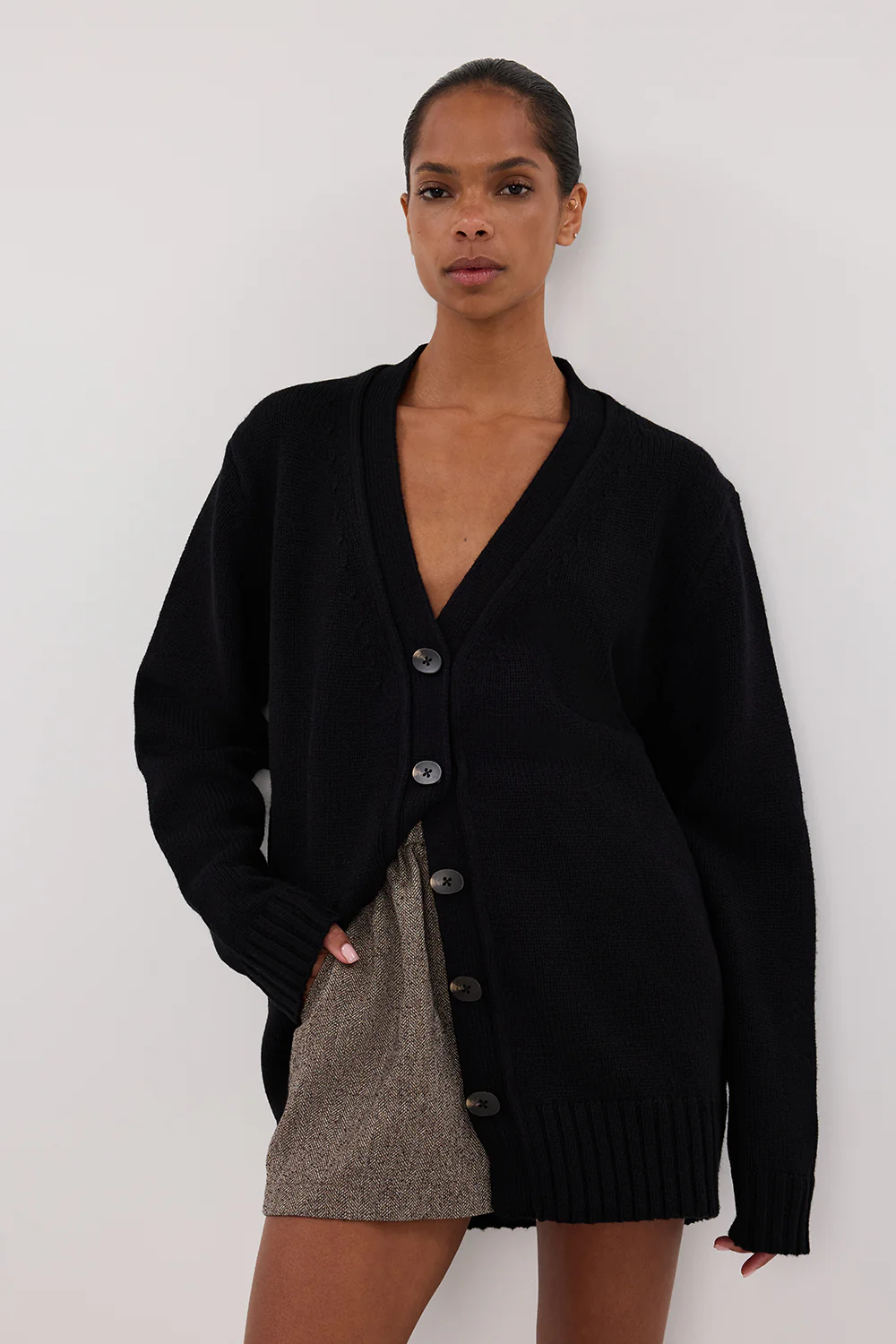 ZOE BLACK LONGLINE CARDIGAN - Yukikoi