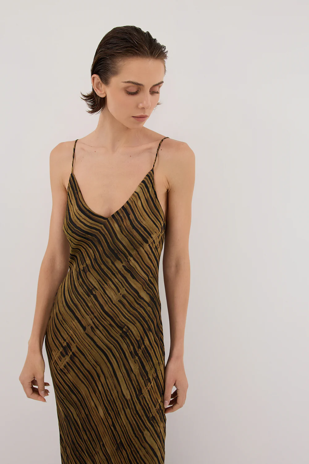 FLEUR DARK CHOCOLATE SLIP MIDI DRESS - Yukikoi