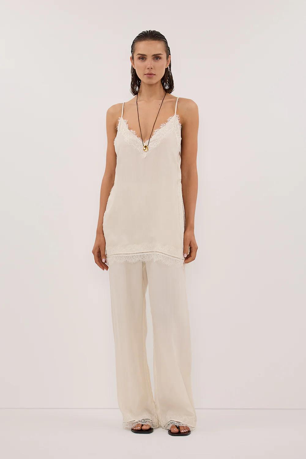 ANDREA SANDSTONE CUPRO LACE PANT - Yukikoi