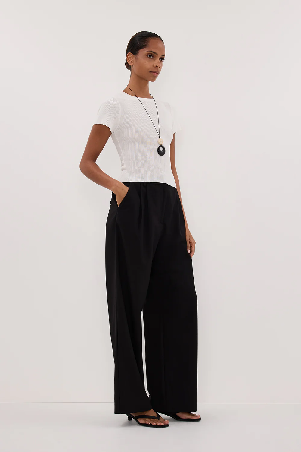 CLO WHITE RIBBED BABY TEE - Yukikoi