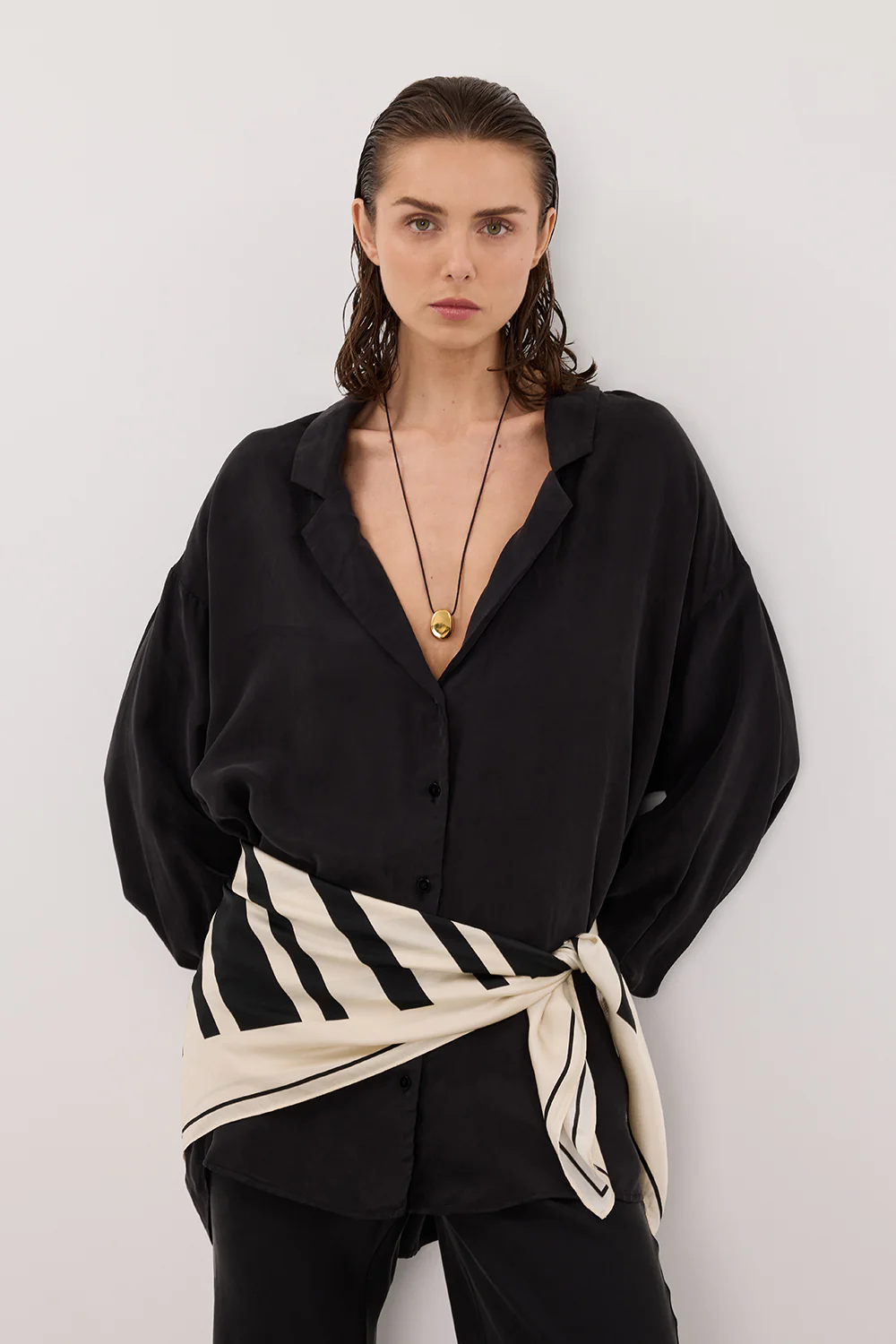 LUCILLE BLACK LONG SLEEVE CUPRO SHIRT - Yukikoi