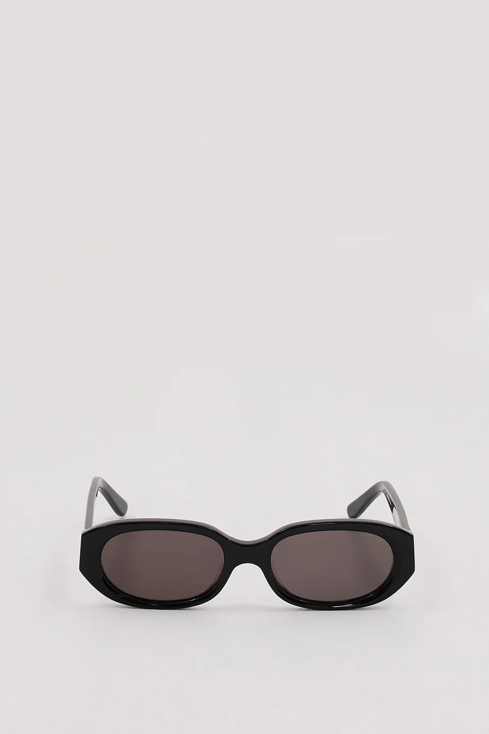 VELVET CANYON BLACK MANNEQUIN SUNGLASSES - Yukikoi