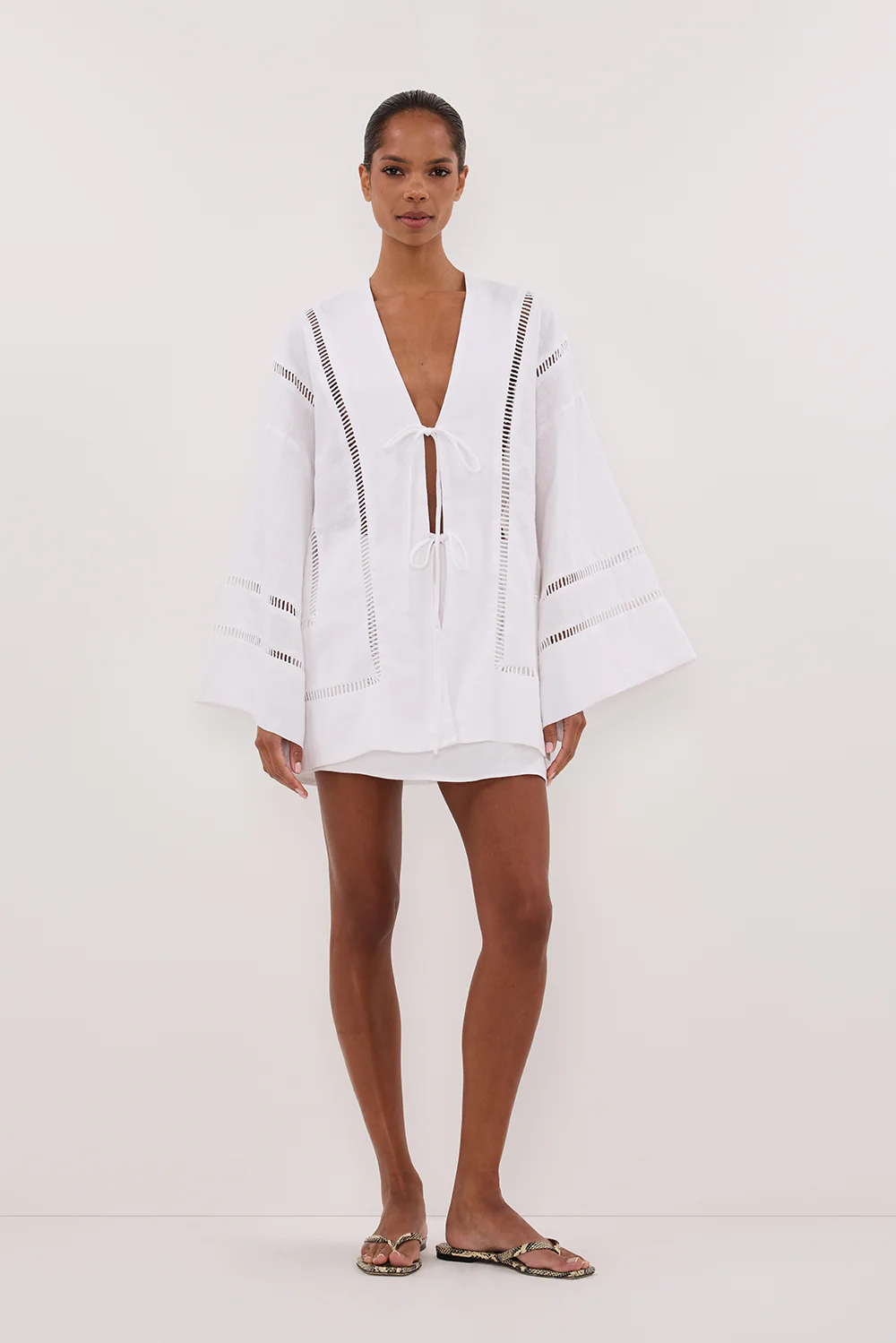 LINDSAY WHITE LINEN KIMONO TOP - Yukikoi