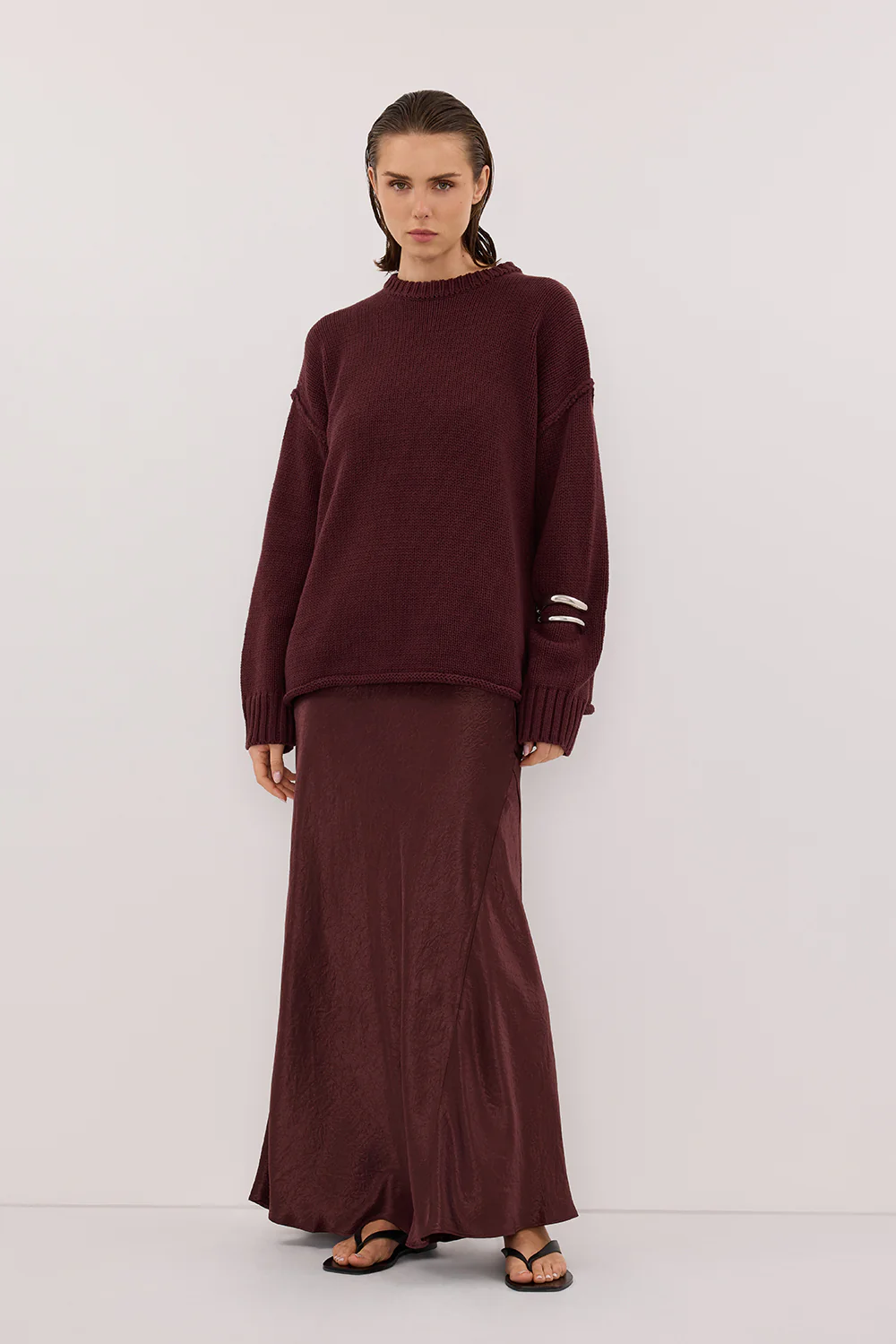 ROY WALNUT OVERSIZED LONGLINE KNIT JUMPER - Yukikoi