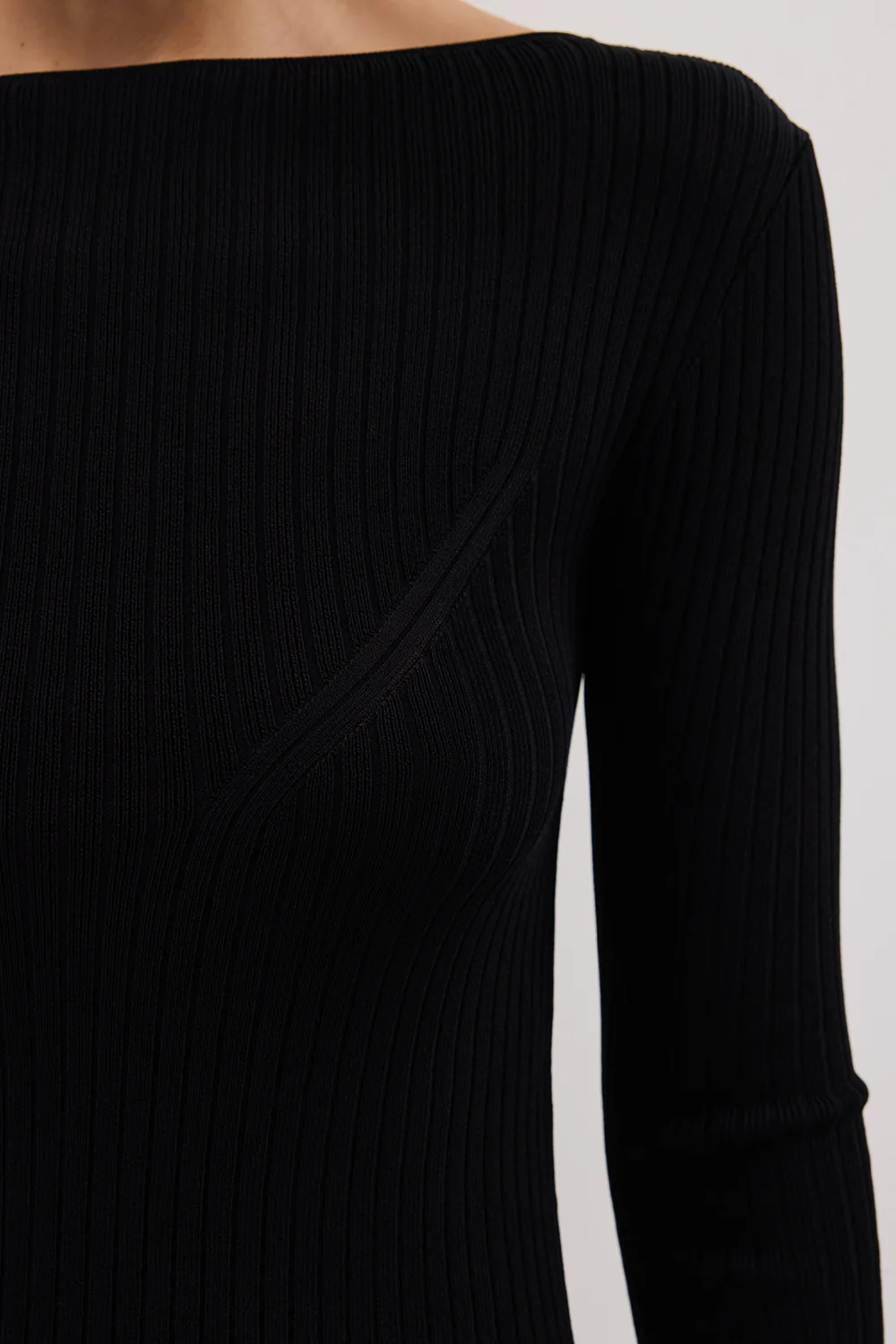 JOY BLACK LONGLINE KNIT TOP - Yukikoi