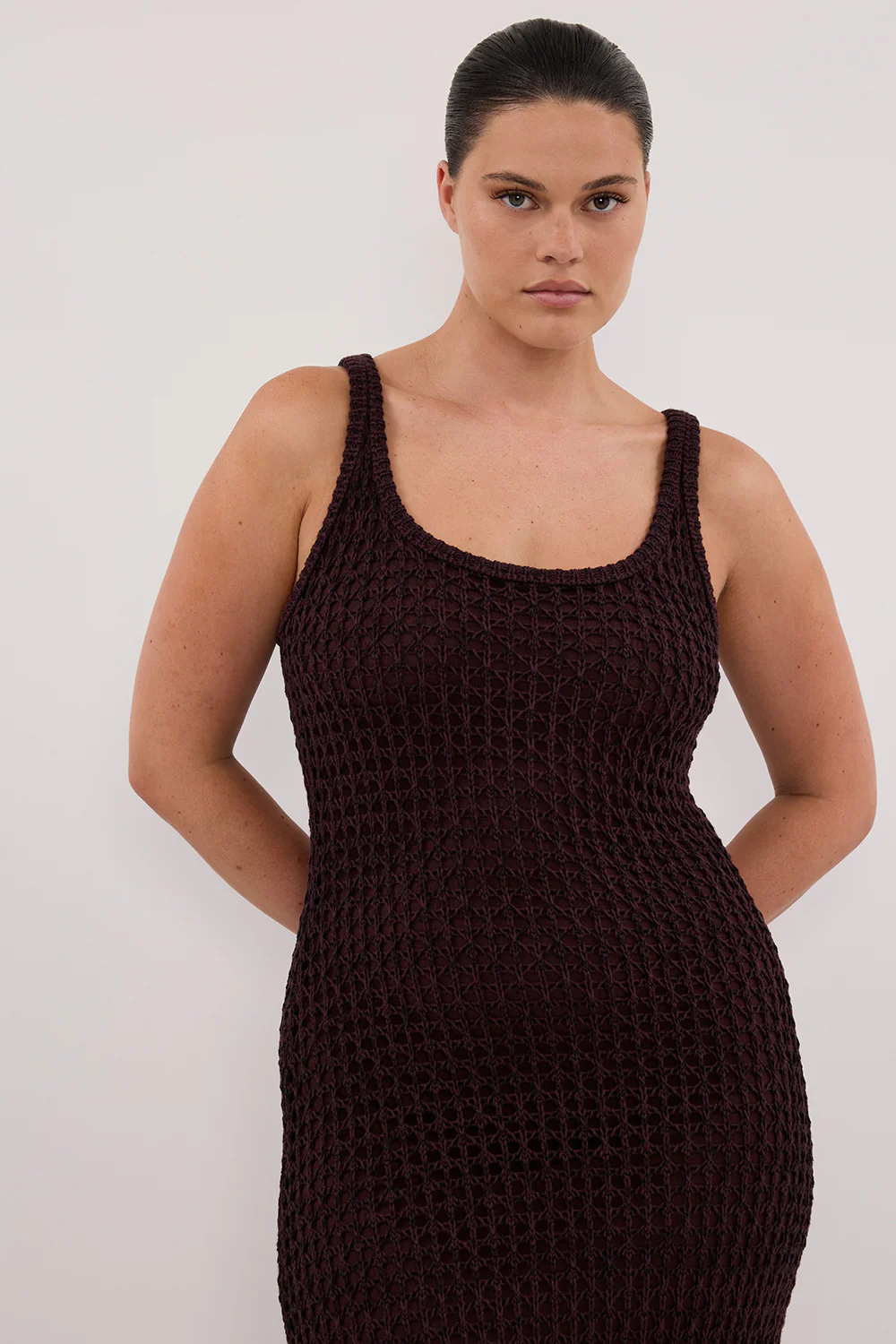 TESS CHOC CROCHET KNIT MAXI DRESS - Yukikoi