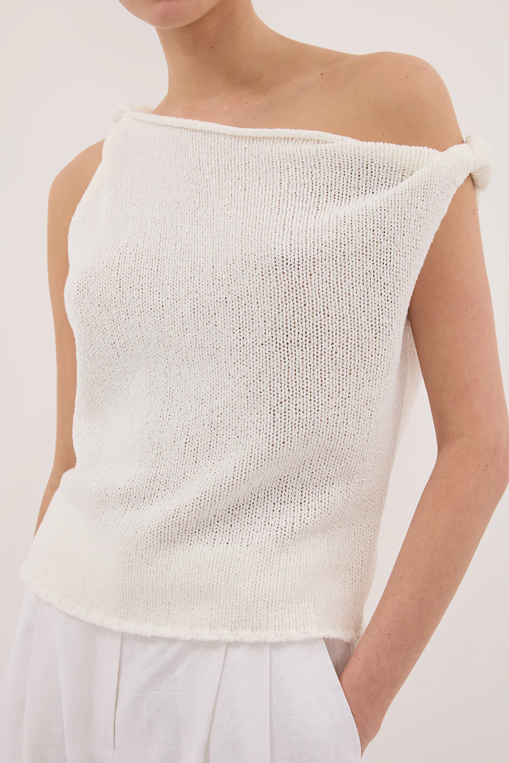 KARA OFF WHITE ASYM KNIT TOP - Yukikoi