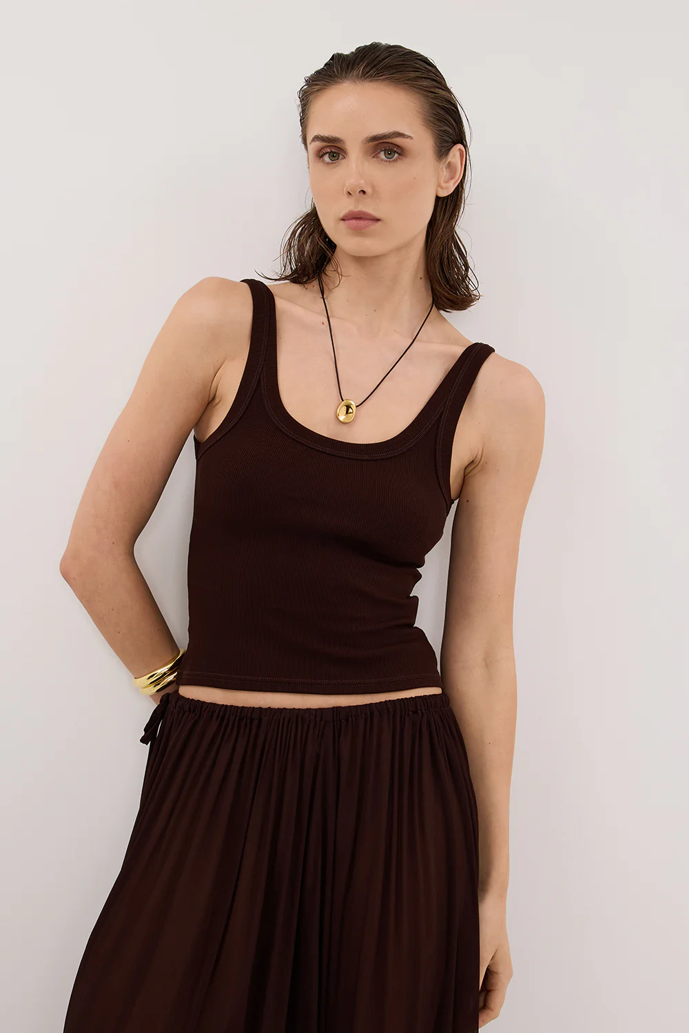 PHOEBE BURNT CHOC SCOOP NECK TANK TOP - Yukikoi