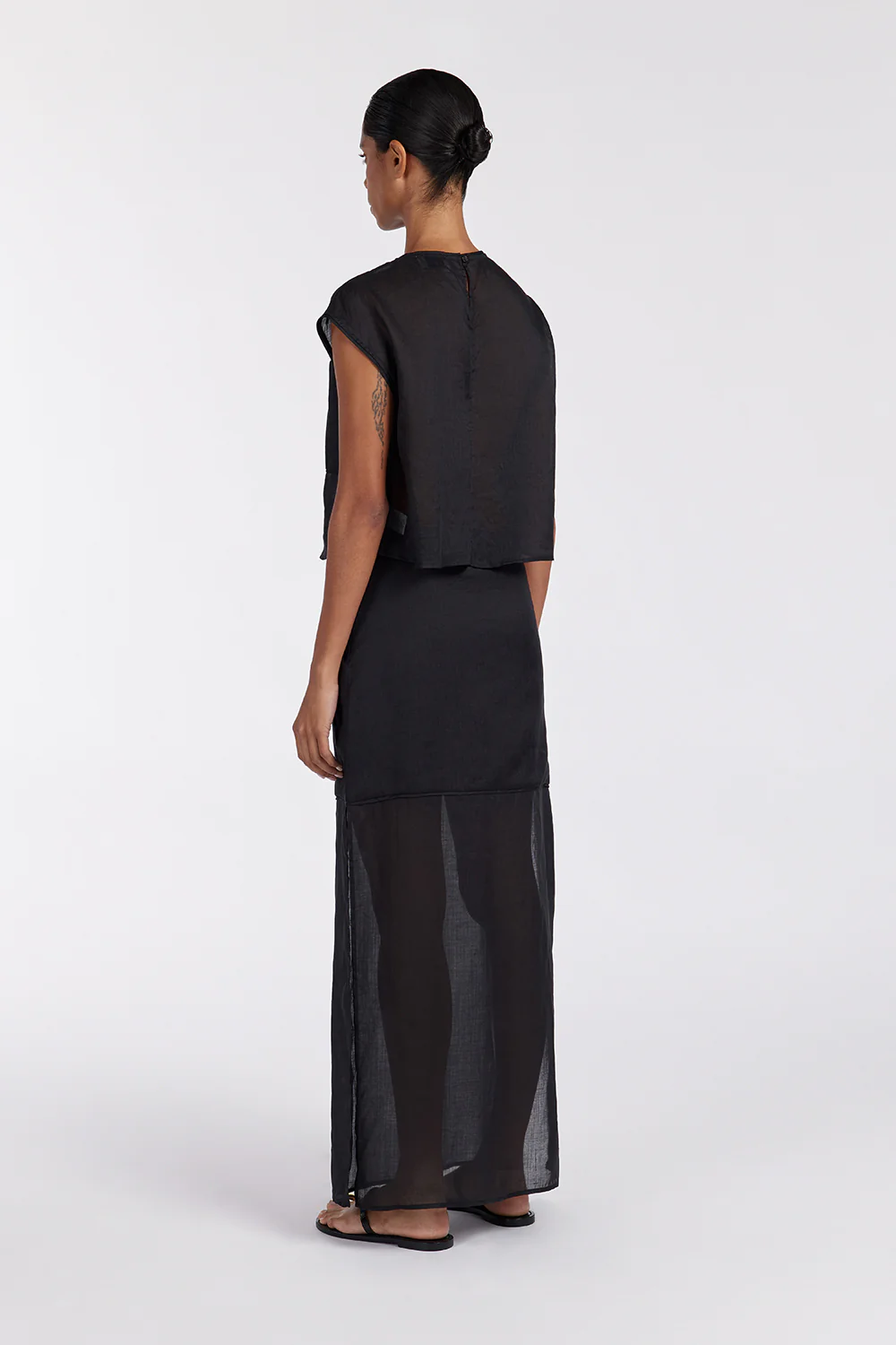 KAI BLACK RAMIE MIDI SKIRT - Yukikoi