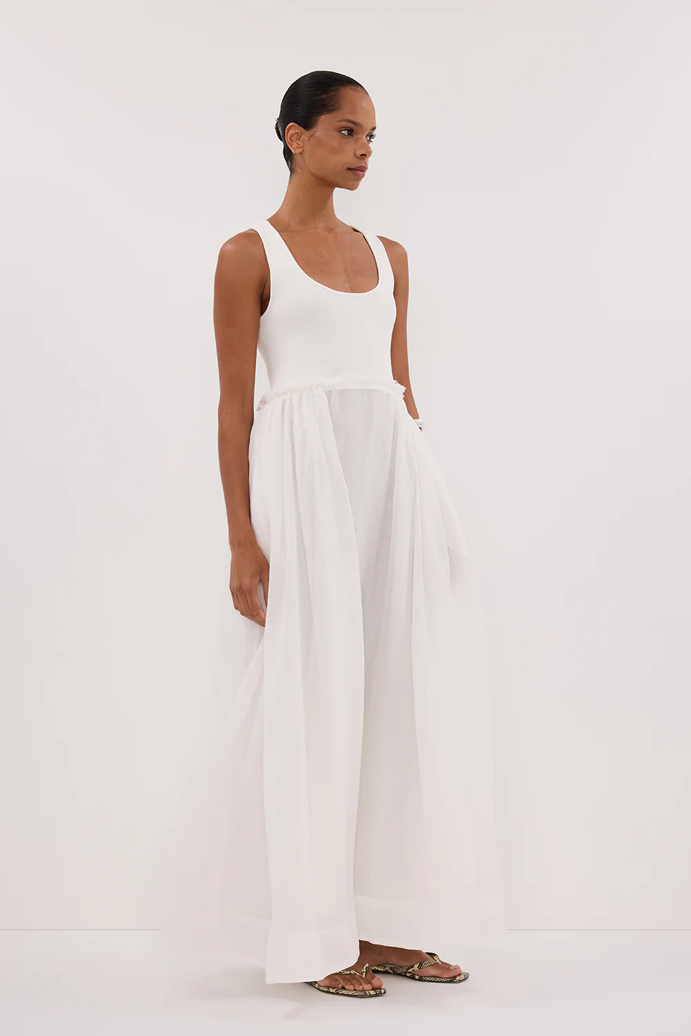 APRIL WHITE HYBRID KNIT MIDI DRESS - Yukikoi