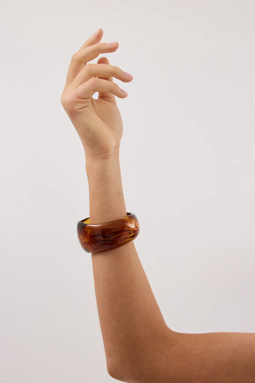 ANNA ROSSI OBSESSED SMOKE BANGLE - Yukikoi