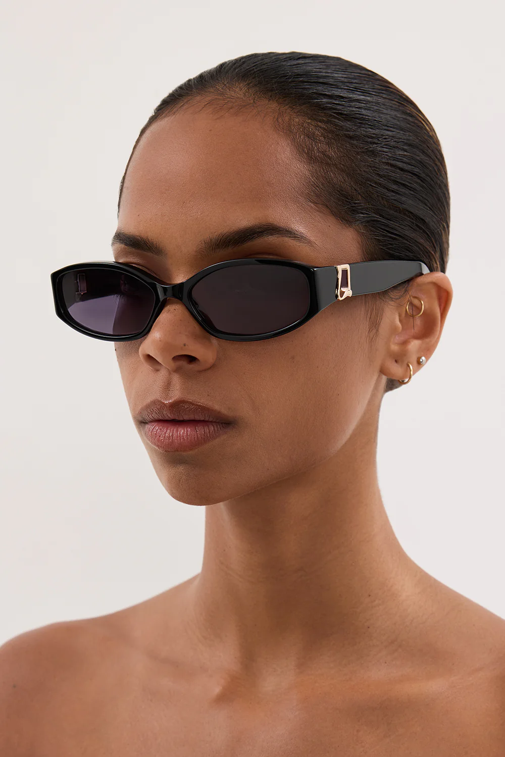 LUV LOU THE LOTTIE BLACK SUNGLASSES - Yukikoi