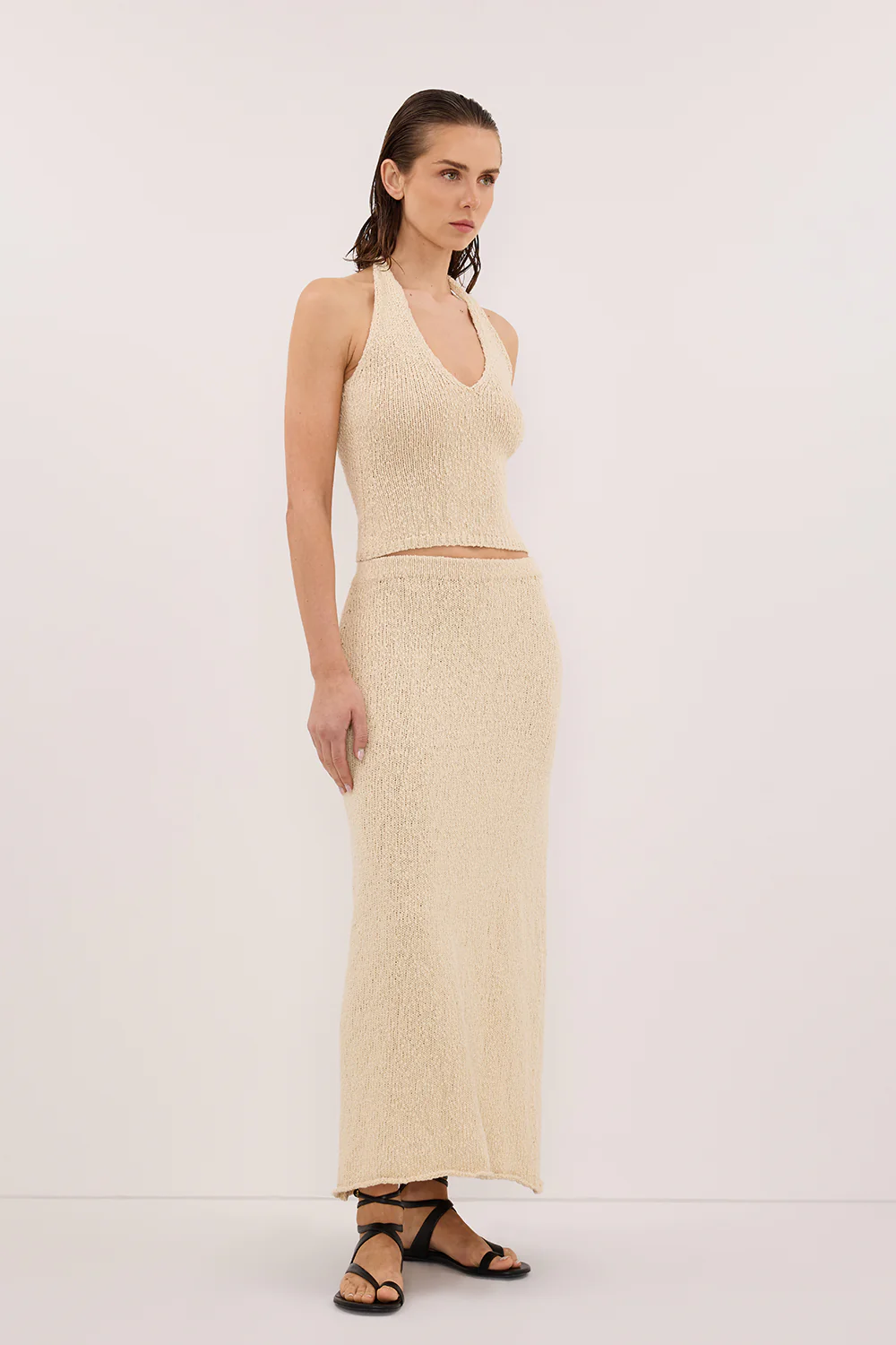 DINA NATURAL SLEEVELESS HALTER KNIT TOP - Yukikoi