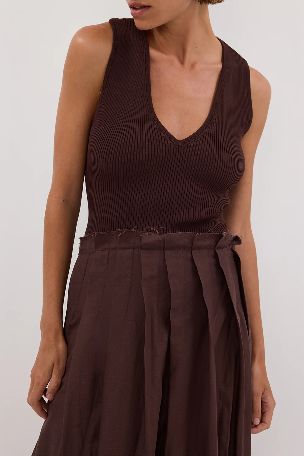 HOLLY BITTER CHOC HYBRID MIDI DRESS - Yukikoi