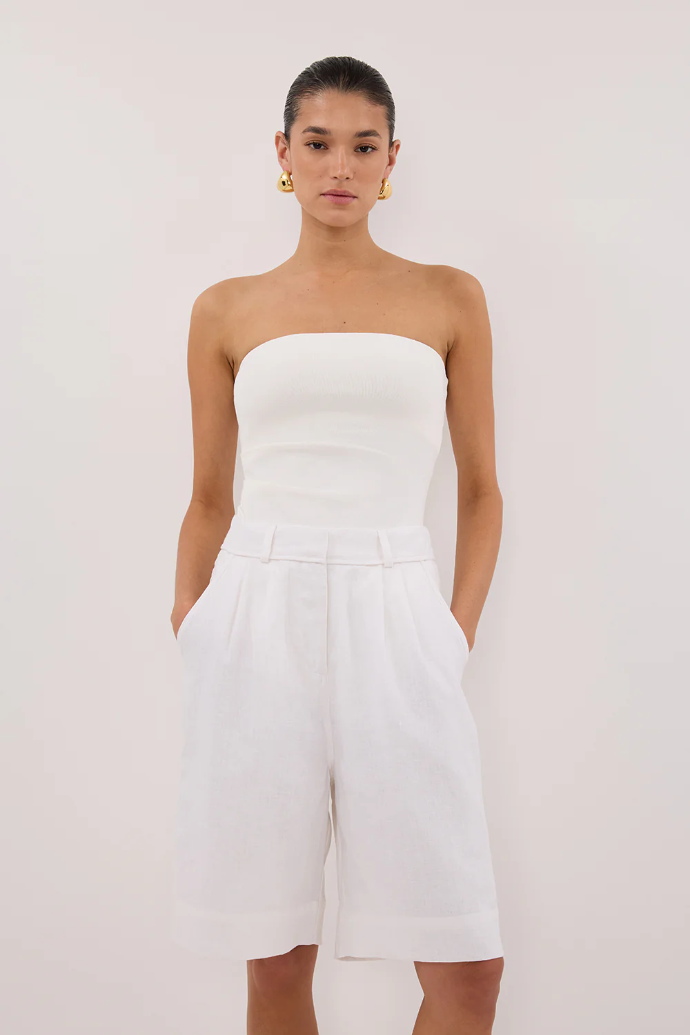 KAYLA WHITE LINEN BERMUDA SHORT - Yukikoi