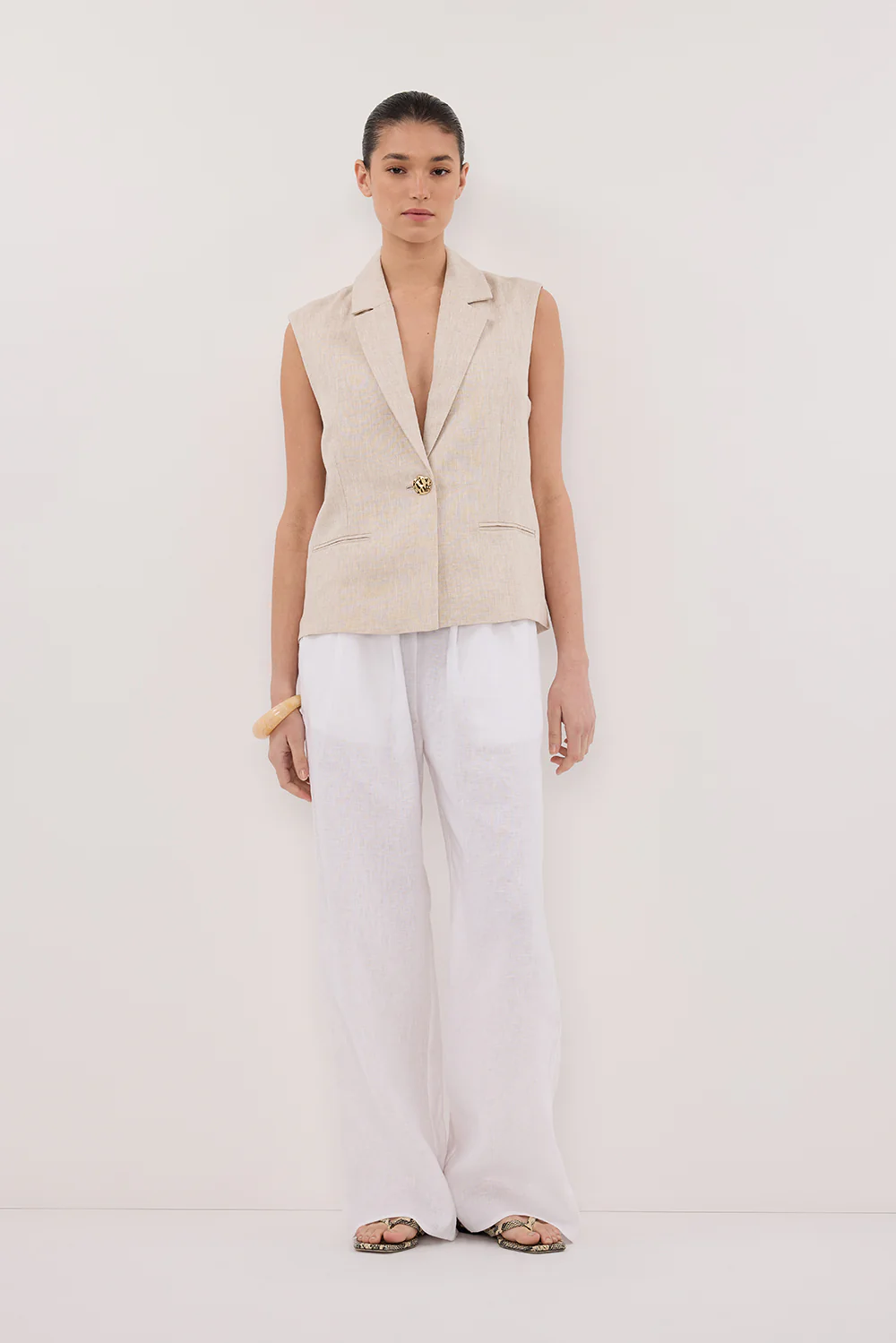 SELAH NATURAL LINEN SLEEVELESS VEST - Yukikoi