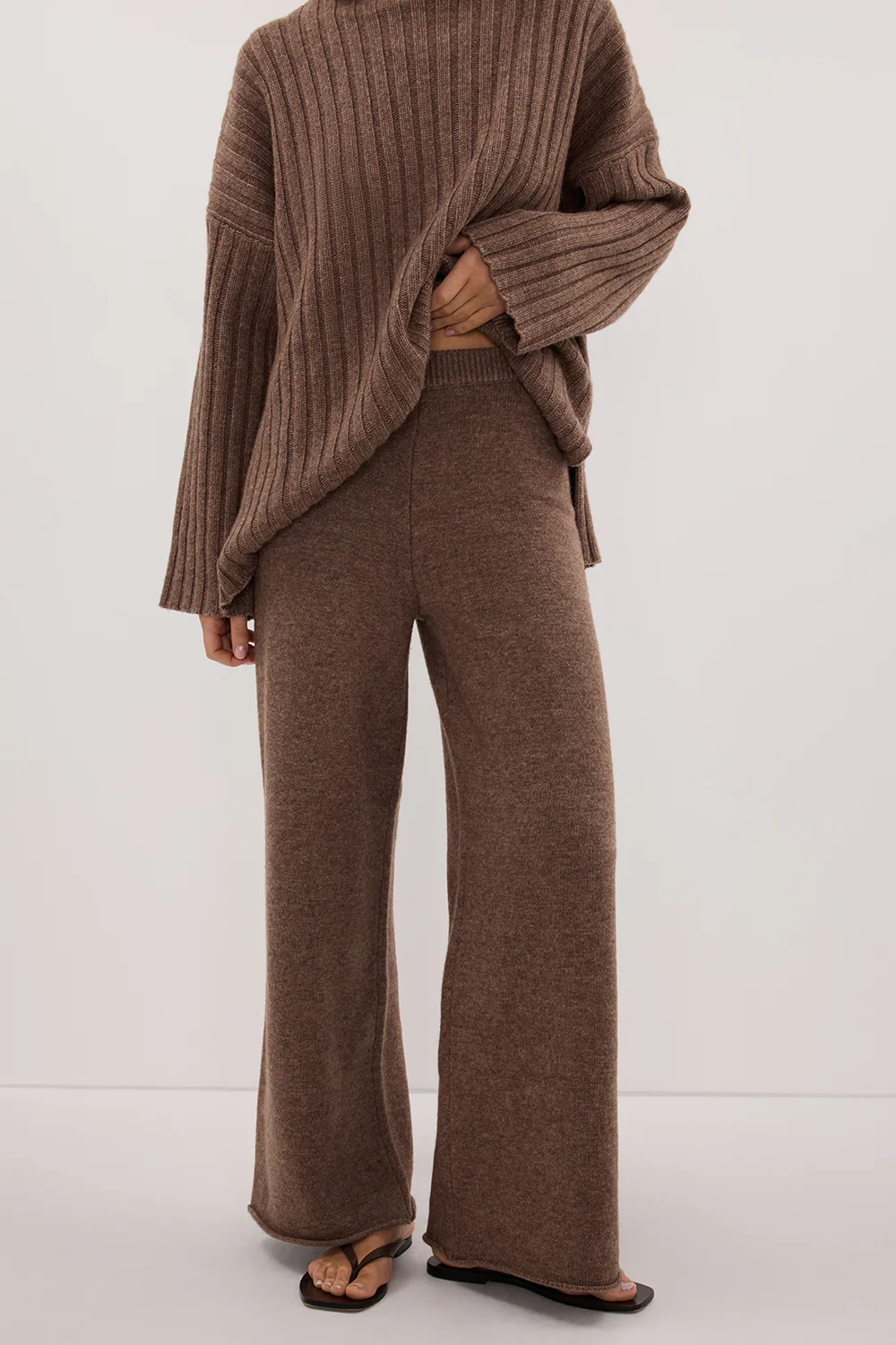 TUCSON MOCHA WIDE LEG KNIT PANT - Yukikoi