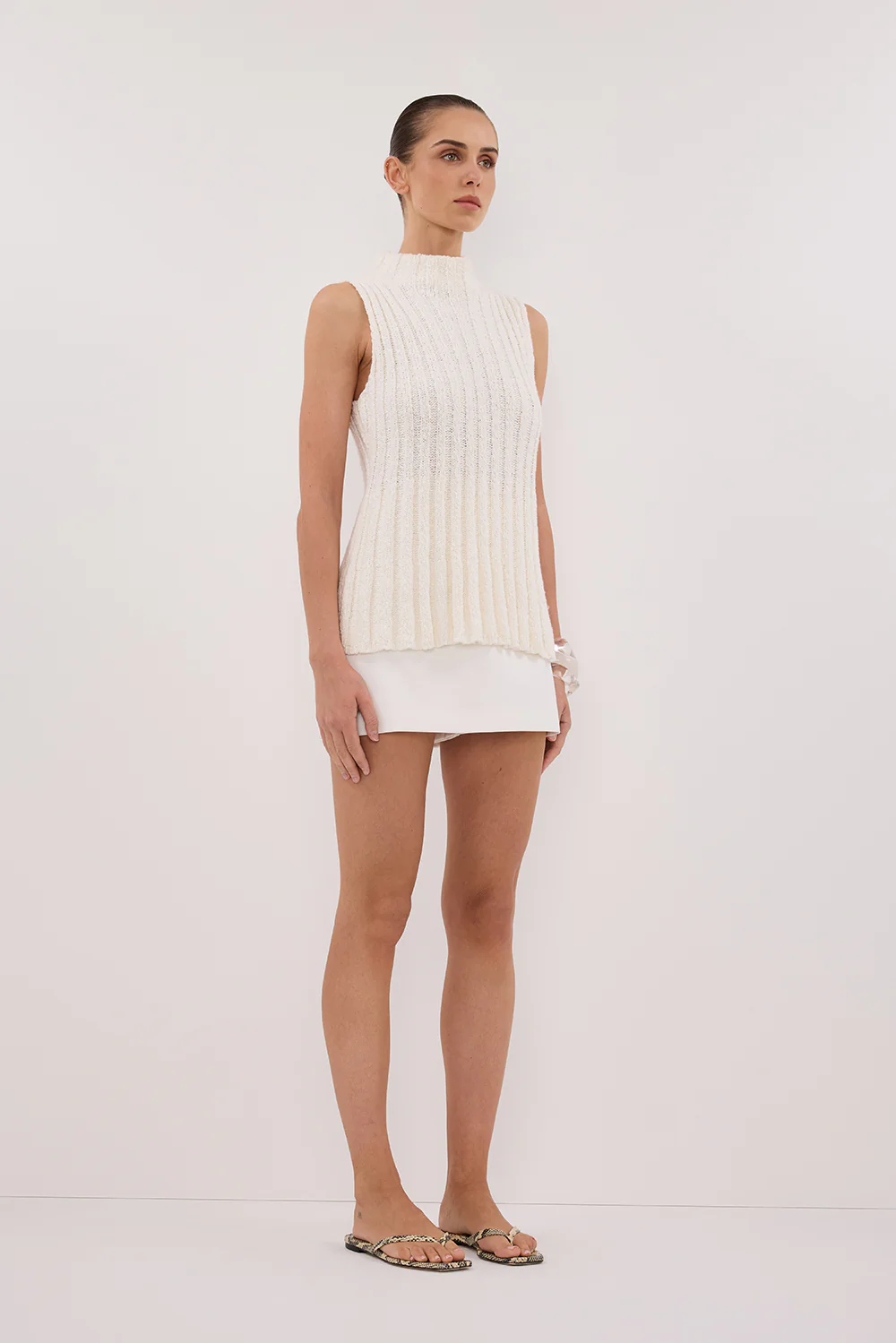 VERO OFF WHITE KNIT TOP - Yukikoi