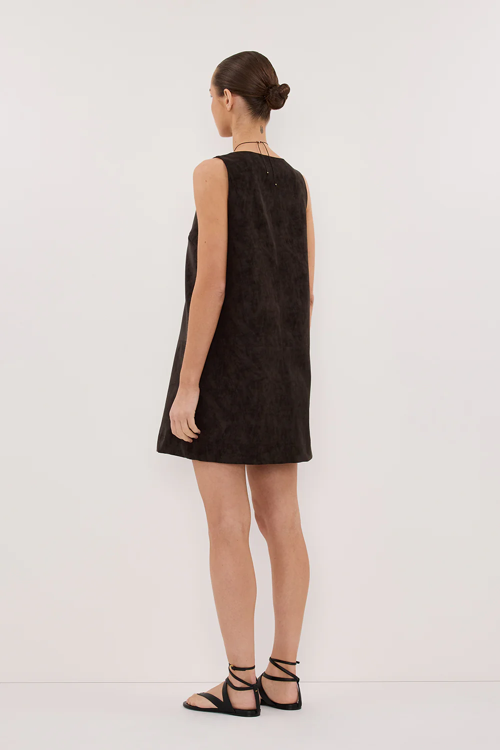 OAKLAND CHOC FAUX SUEDE MINI DRESS - Yukikoi