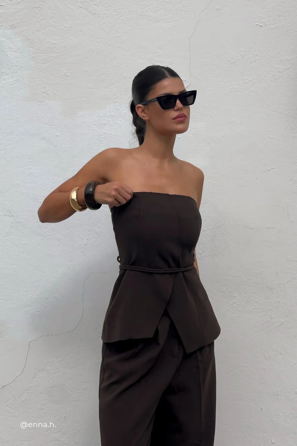 JULIE BITTER CHOC STRAPLESS TOP - Yukikoi