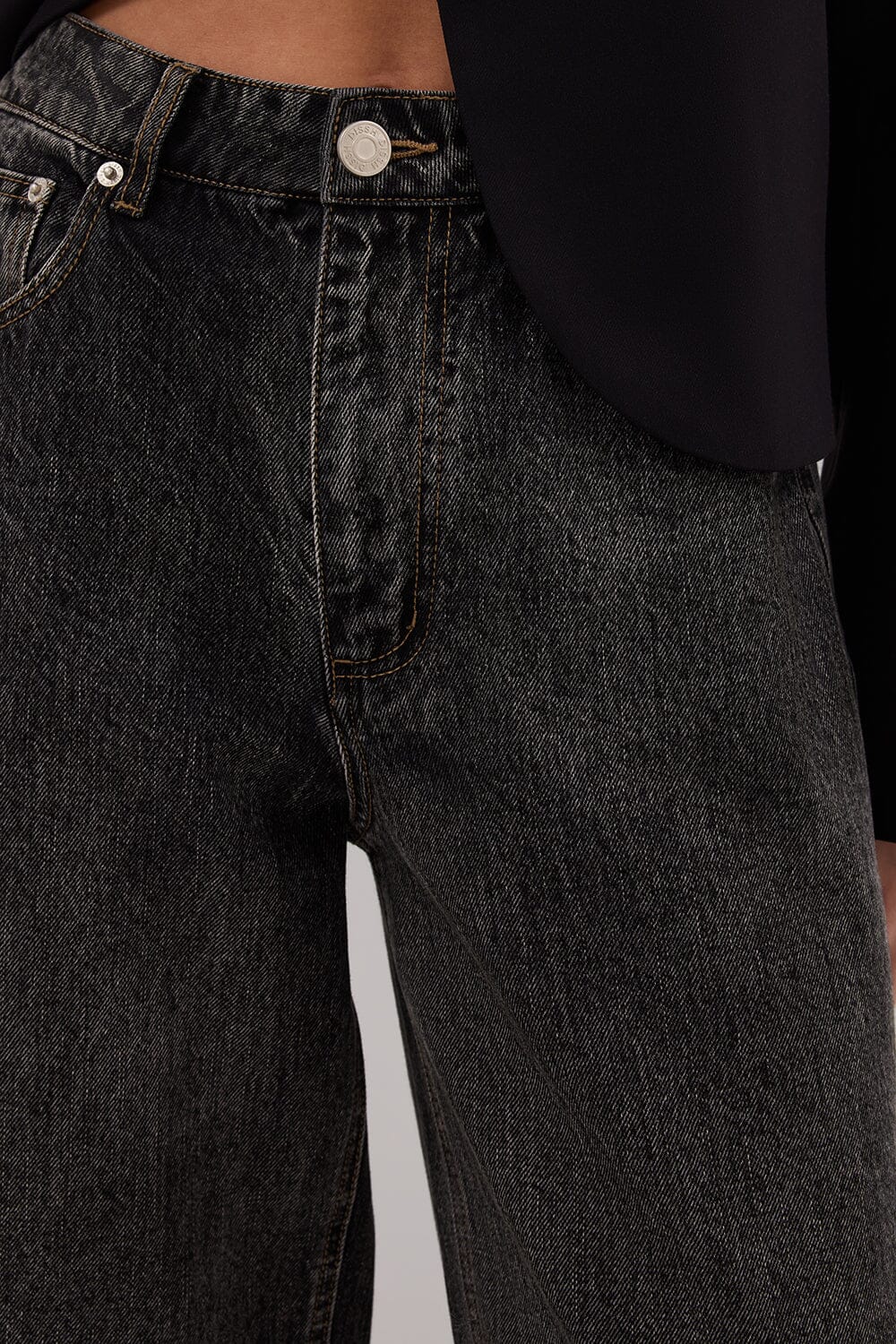 REAGAN 2.0 WASHED BLACK SLOUCHY JEAN - Yukikoi