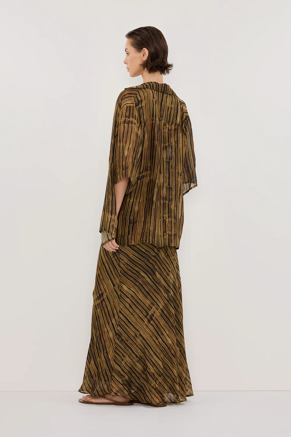 FLEUR DARK CHOCOLATE SHIRT - Yukikoi