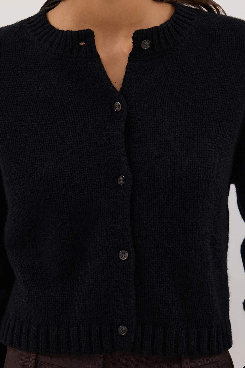 FOSTER BLACK KNIT CARDIGAN - Yukikoi