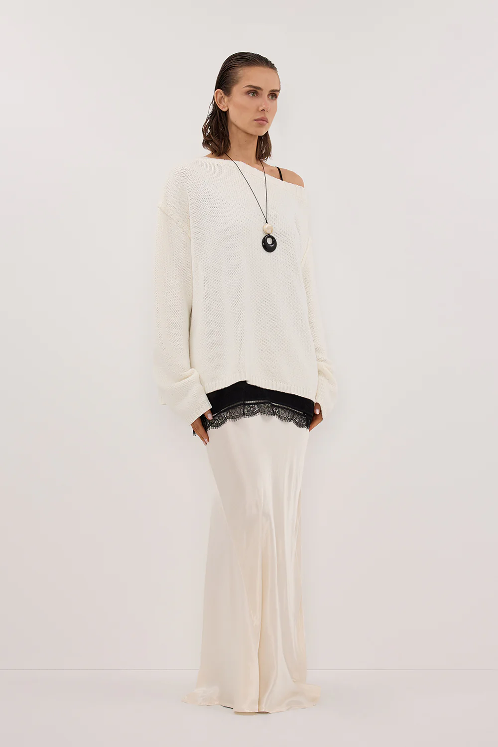 LEISLE CREAM ASYM KNIT JUMPER - Yukikoi