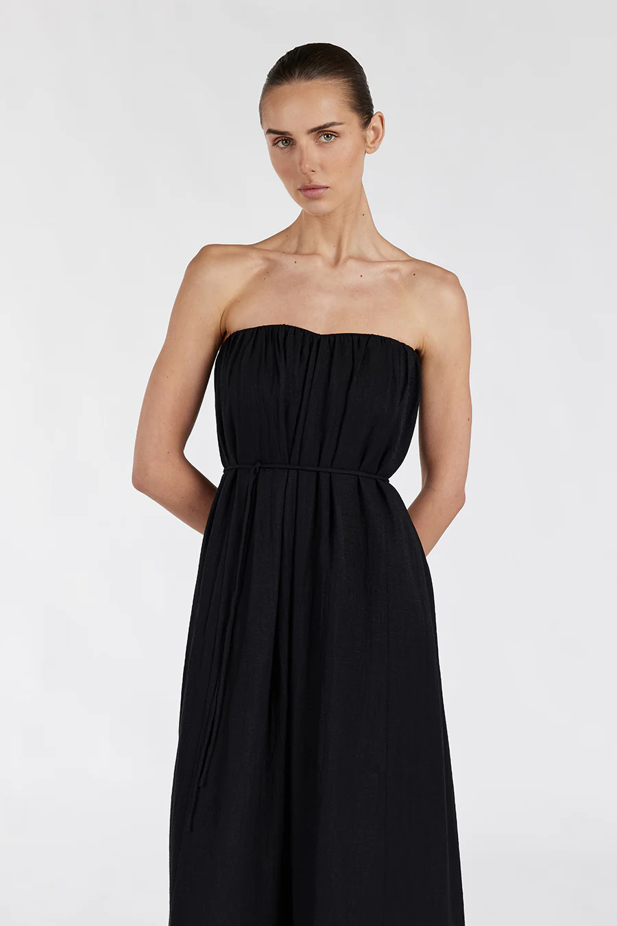 SHANIYA BLACK STRAPLESS MIDI DRESS - Yukikoi