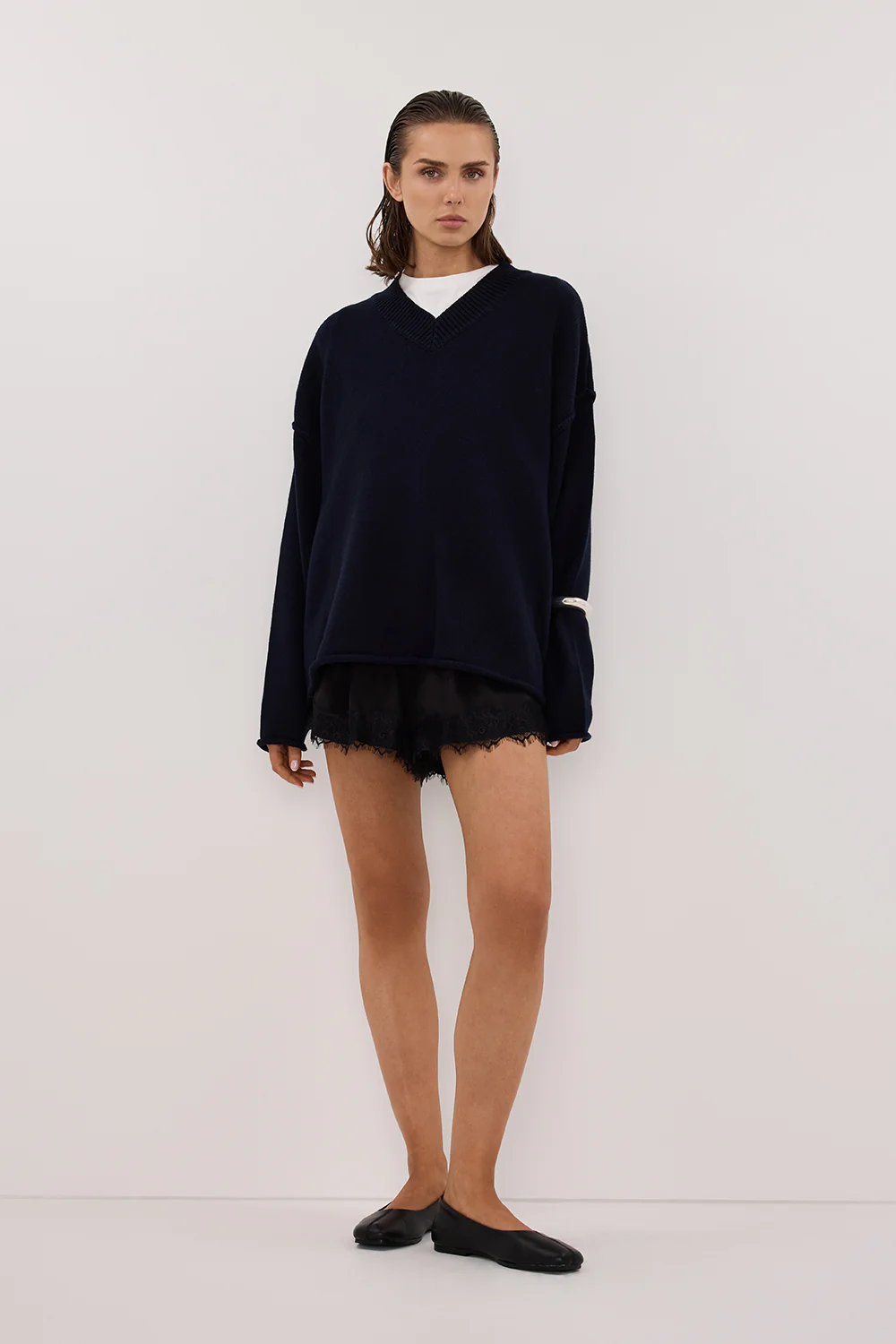 ANDREA BLACK CUPRO LACE SHORT - Yukikoi