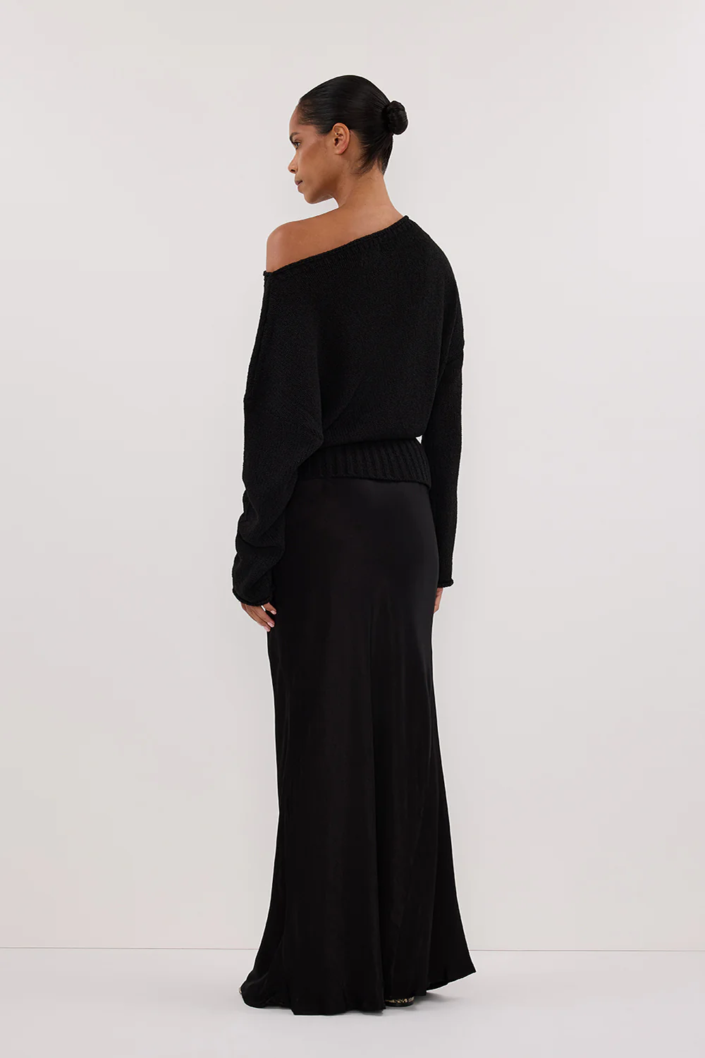 JULES BLACK LONG SLEEVE KNIT TOP - Yukikoi