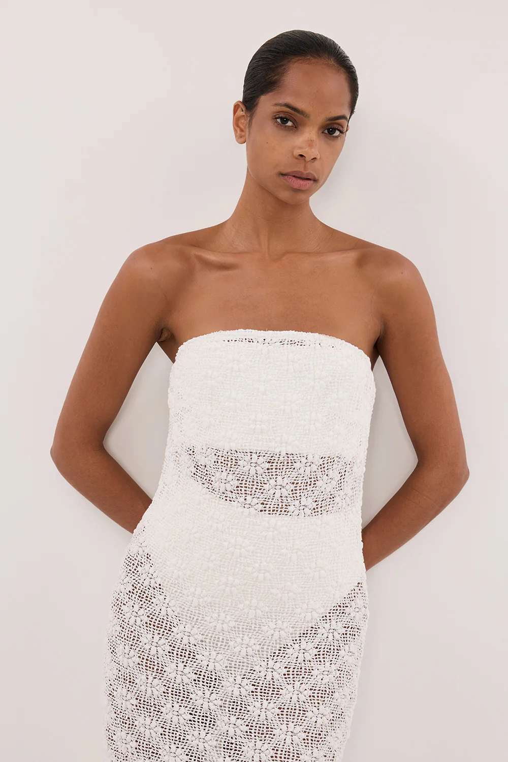 AGNES WHITE STRAPLESS CROCHET MAXI DRESS - Yukikoi