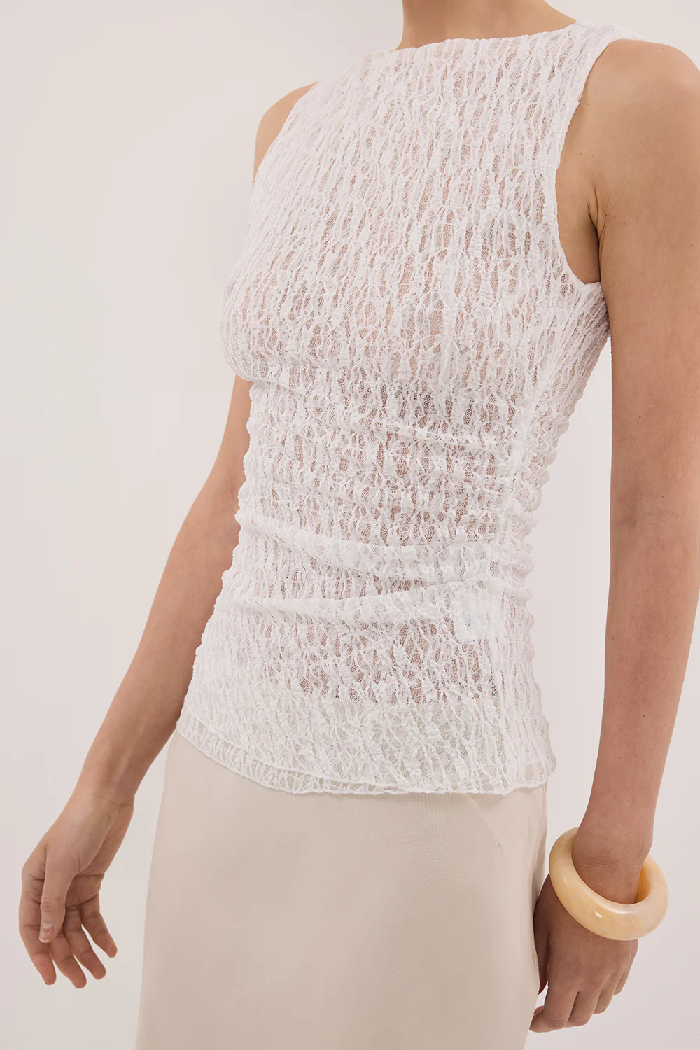 LIZZIE WHITE SLEEVELESS LACE TOP - Yukikoi