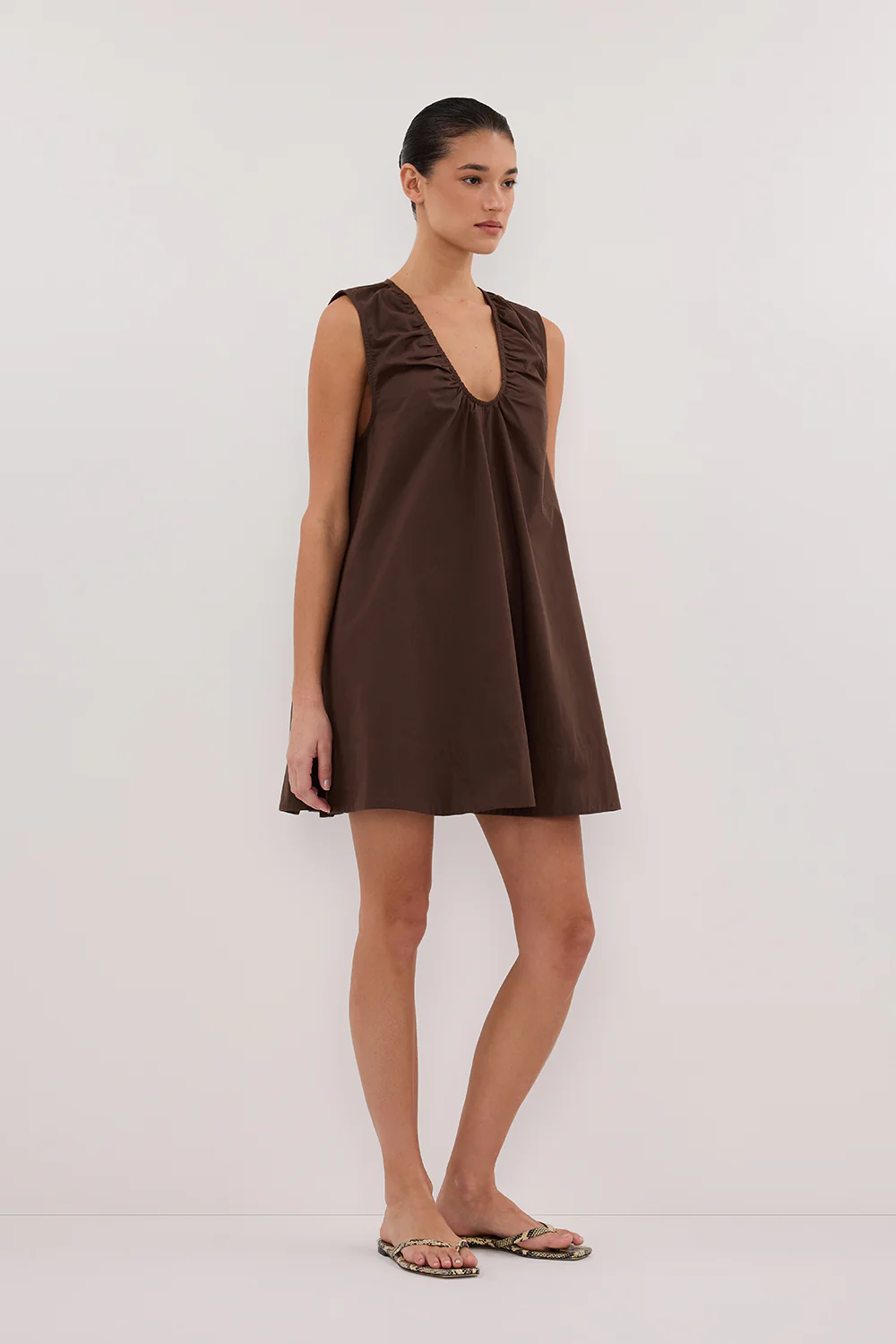 GABBY BITTER CHOC OVERSIZED COTTON MINI DRESS - Yukikoi