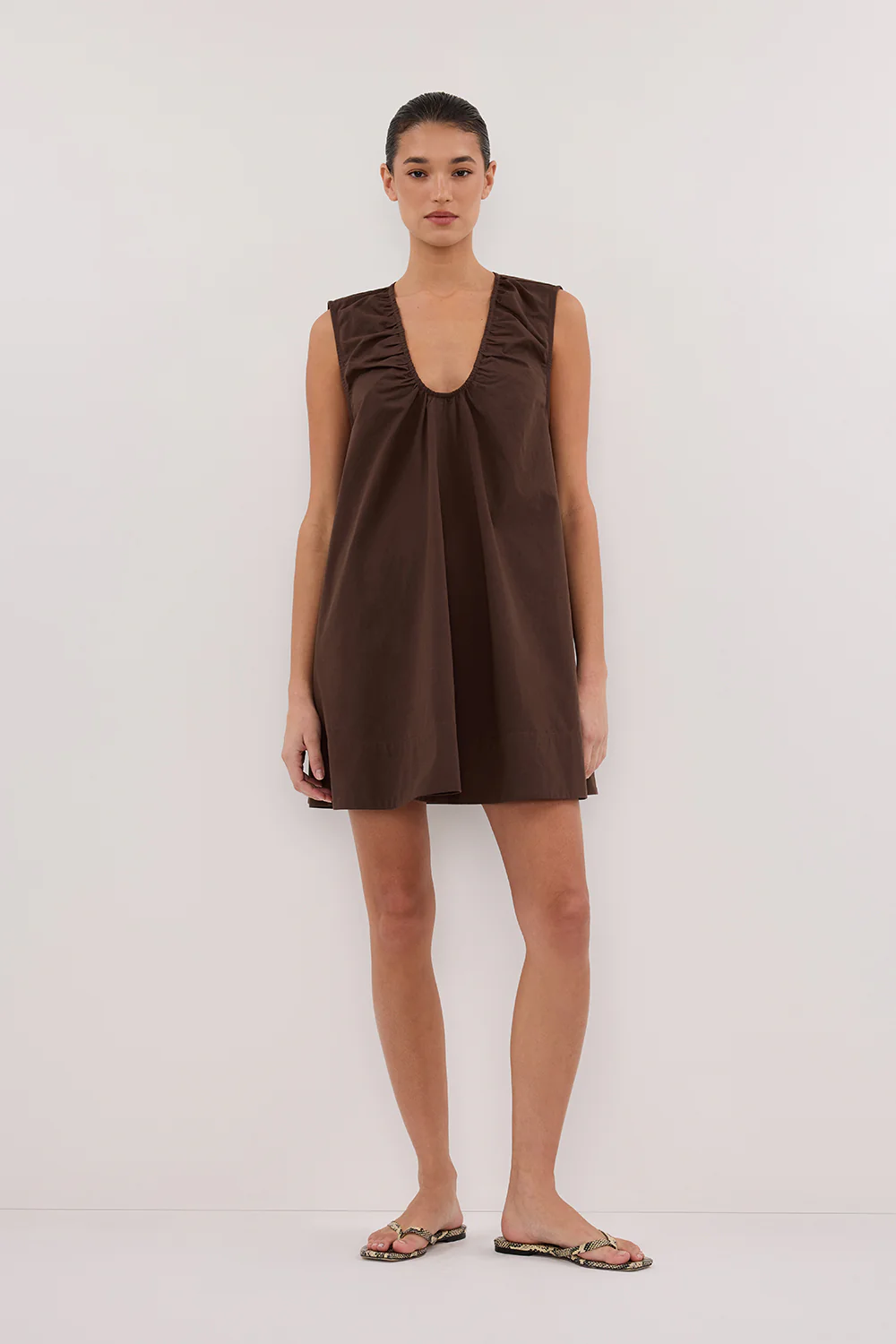 GABBY BITTER CHOC OVERSIZED COTTON MINI DRESS - Yukikoi