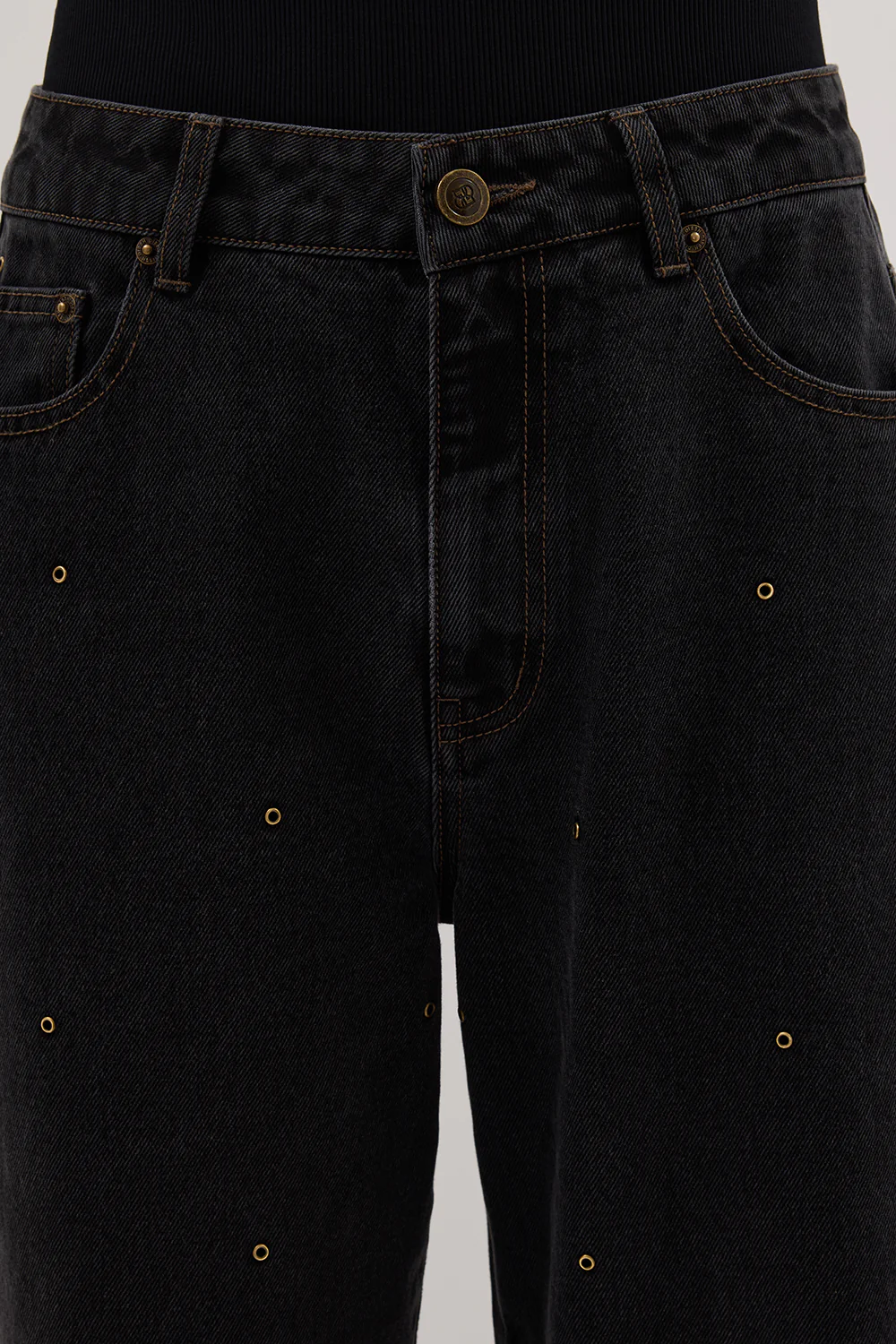 REAGAN 2.0 BLACK RINSE EYELET SLOUCHY JEAN - Yukikoi