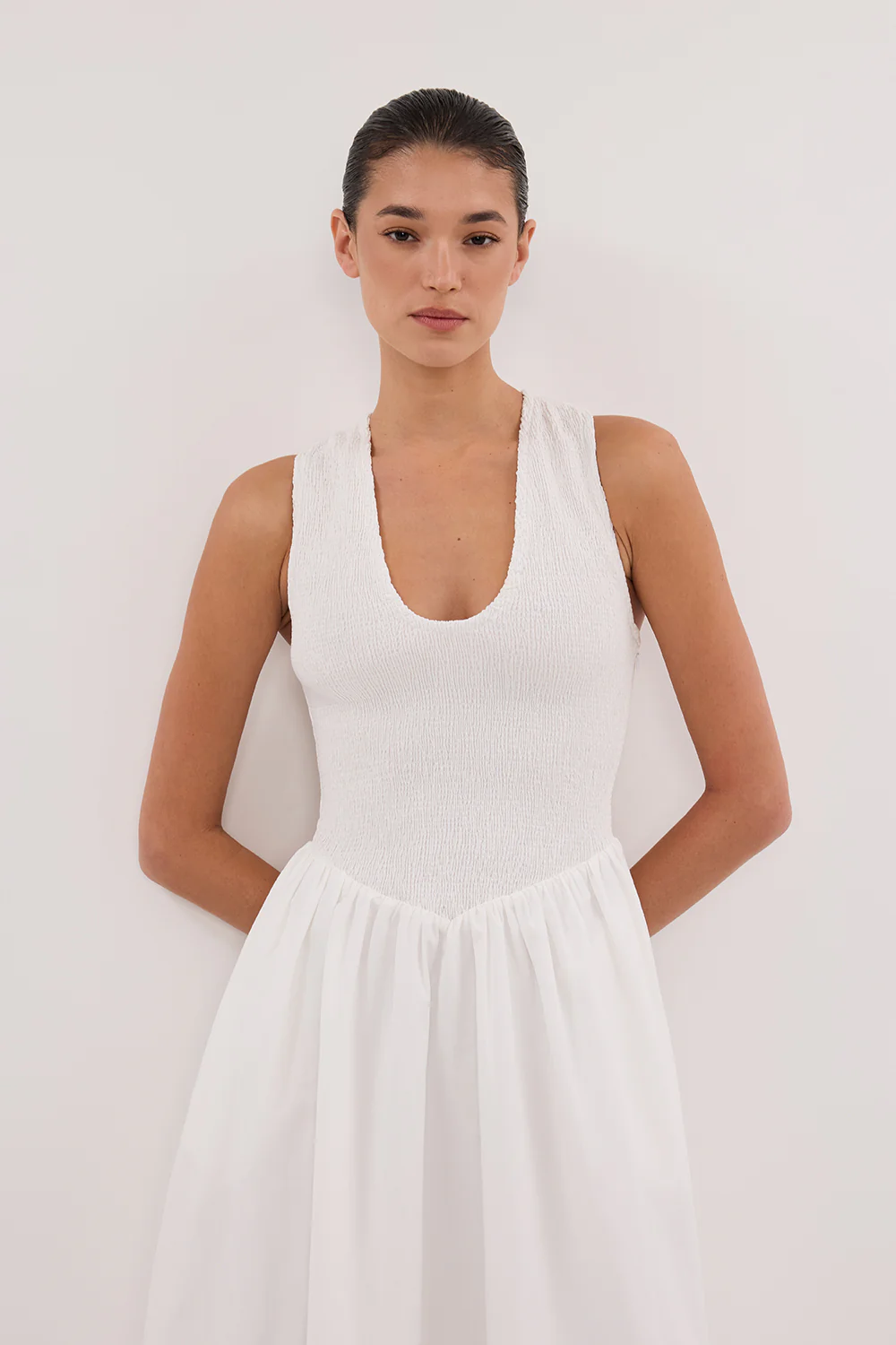 FLORENCE WHITE SLEEVELESS COTTON MIDI DRESS - Yukikoi